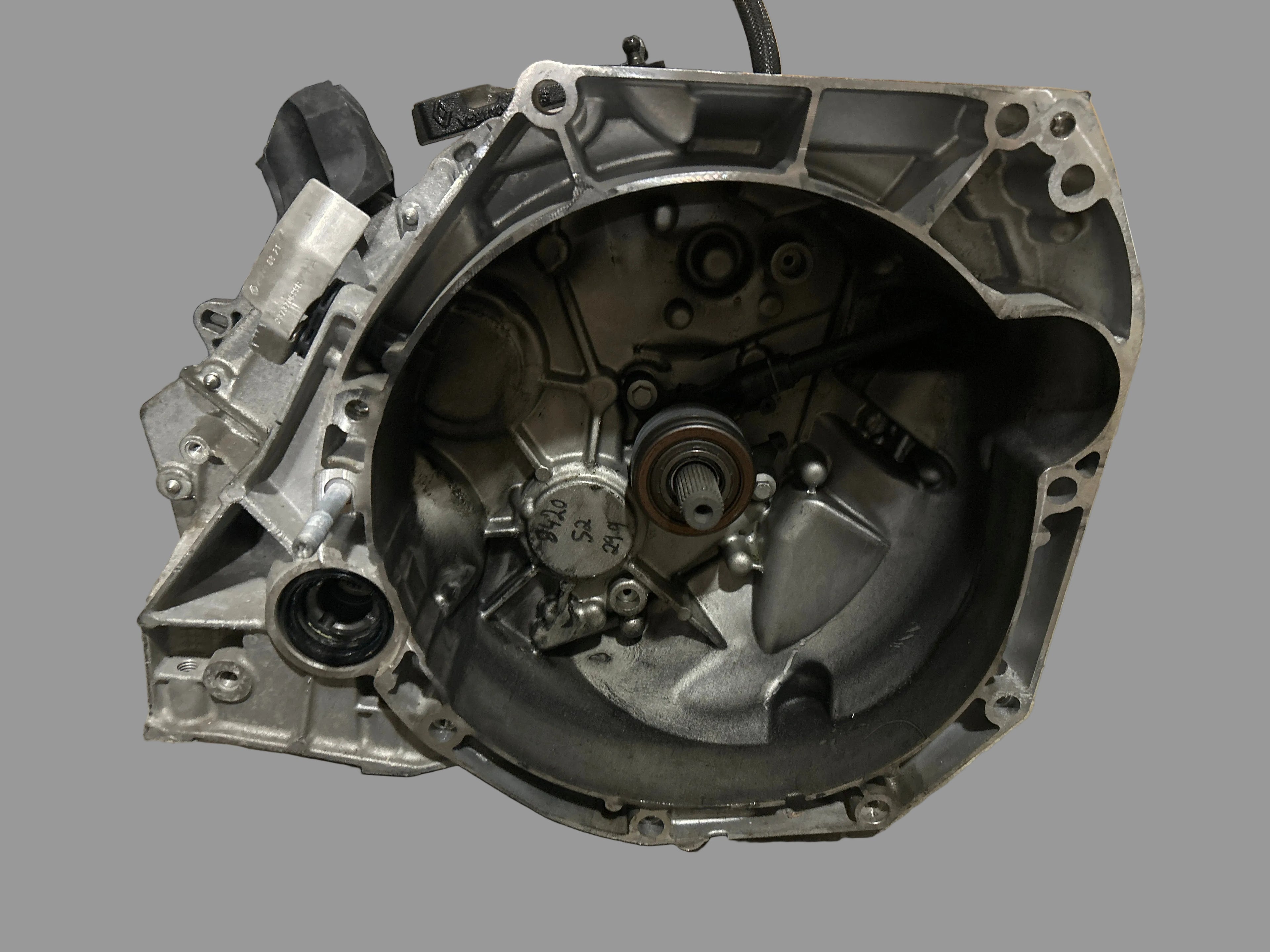 320103789R: Cambio Sandero3 JT4-016