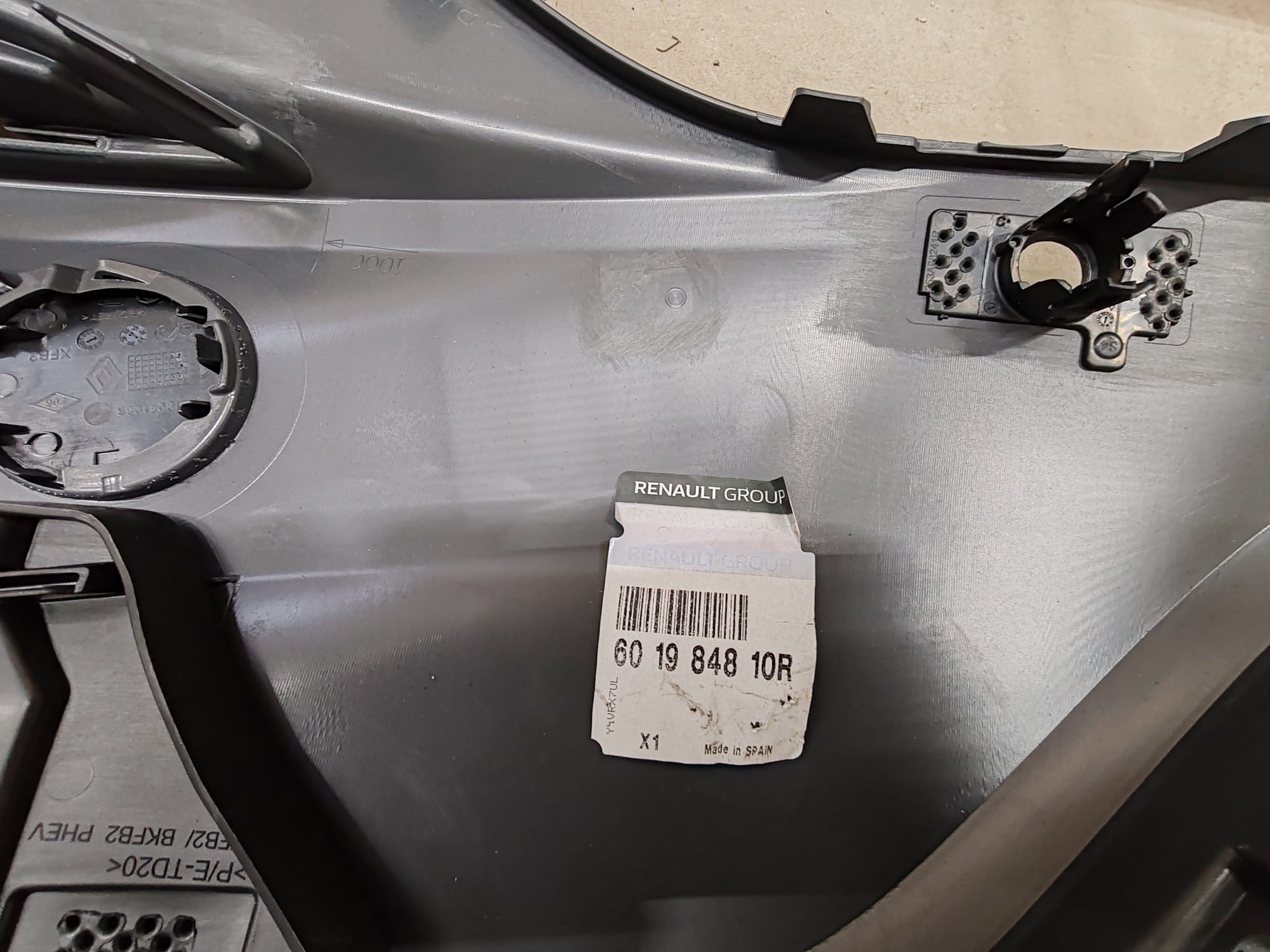 601984810R PARAURTI MEGANE