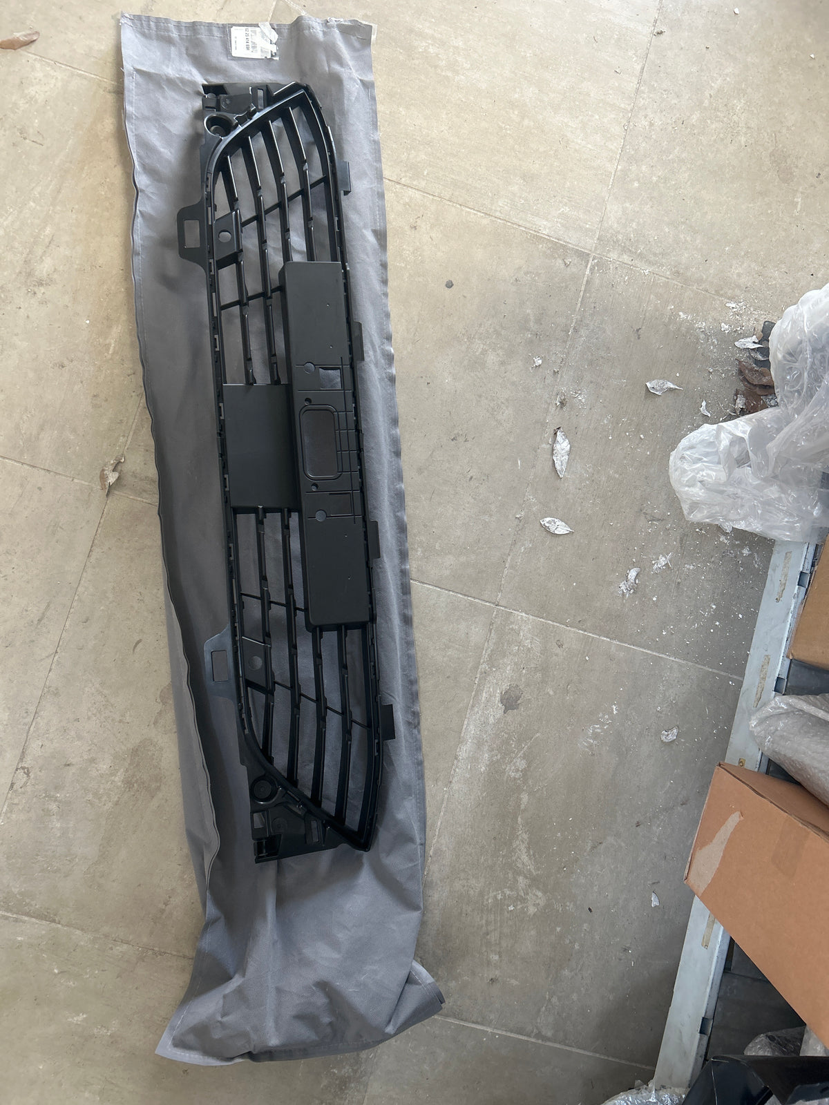 Griglia paraurti anteriore Renault Clio 5: 622541469R