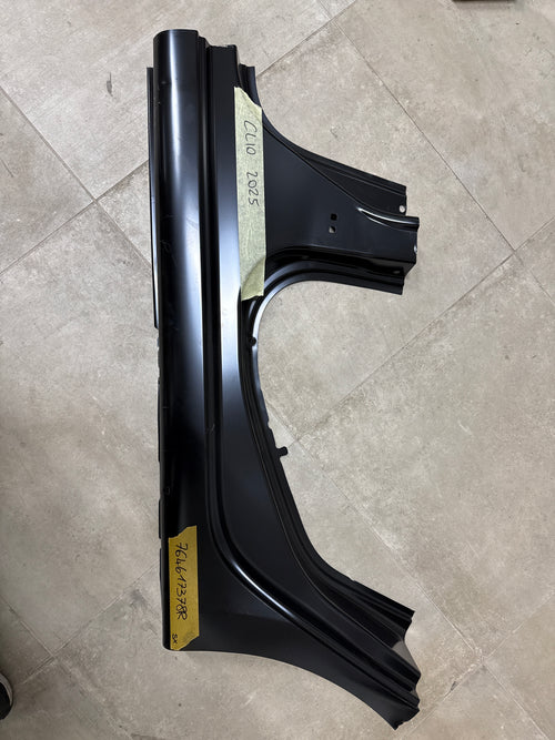 764617378R - Sottoporta posteriore sinistro Clio 5