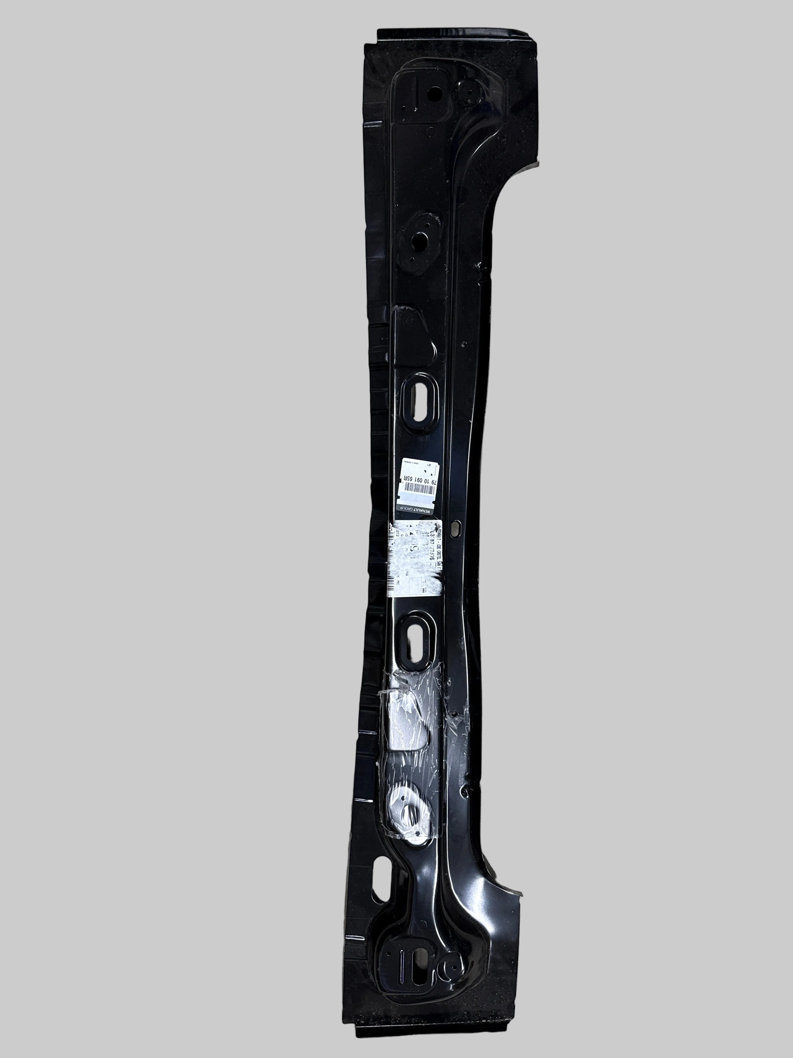 791009165R: rivestimento posteriore dacia duster