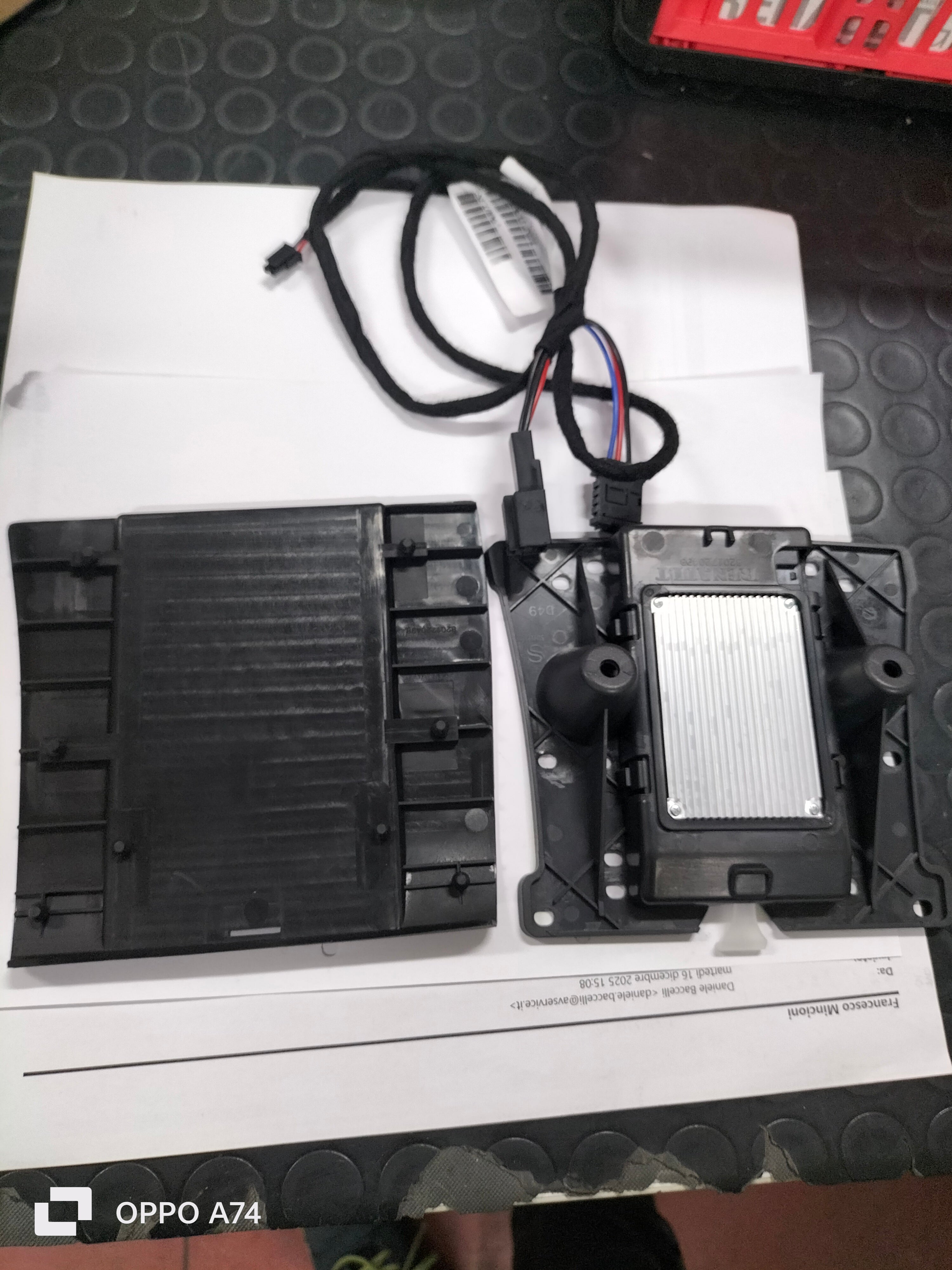 Caricatore a induzione Captur2 e Clio5: 8201720498