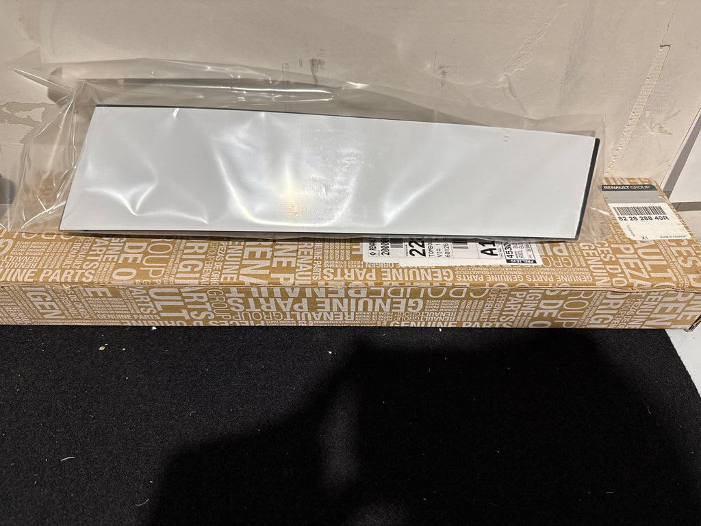 822828840R: Modanatura montante porta posteriore destra Megane E-Tech