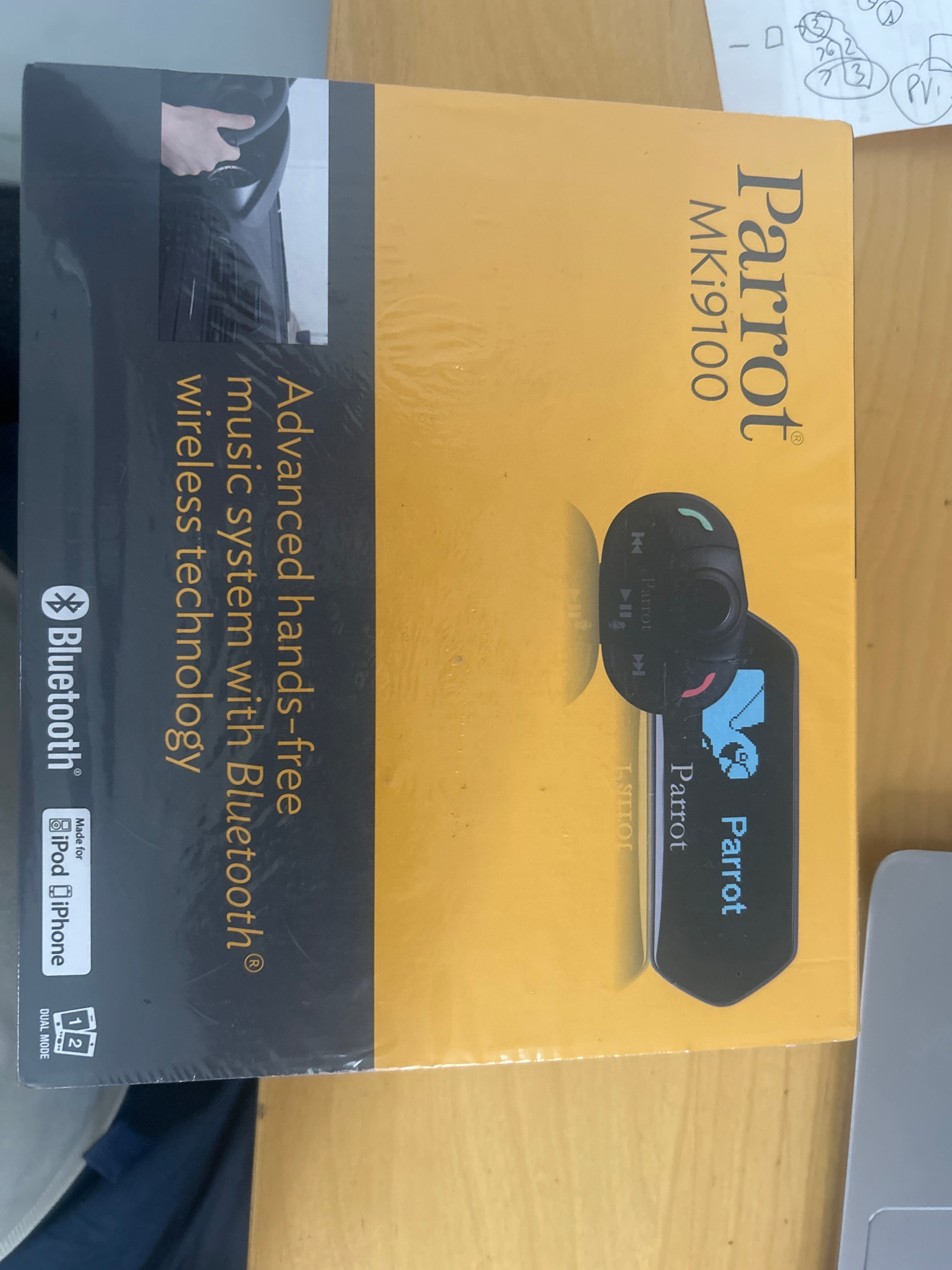 Parrot-MKI9100 Kit Vivavoce Bluetooth per Auto