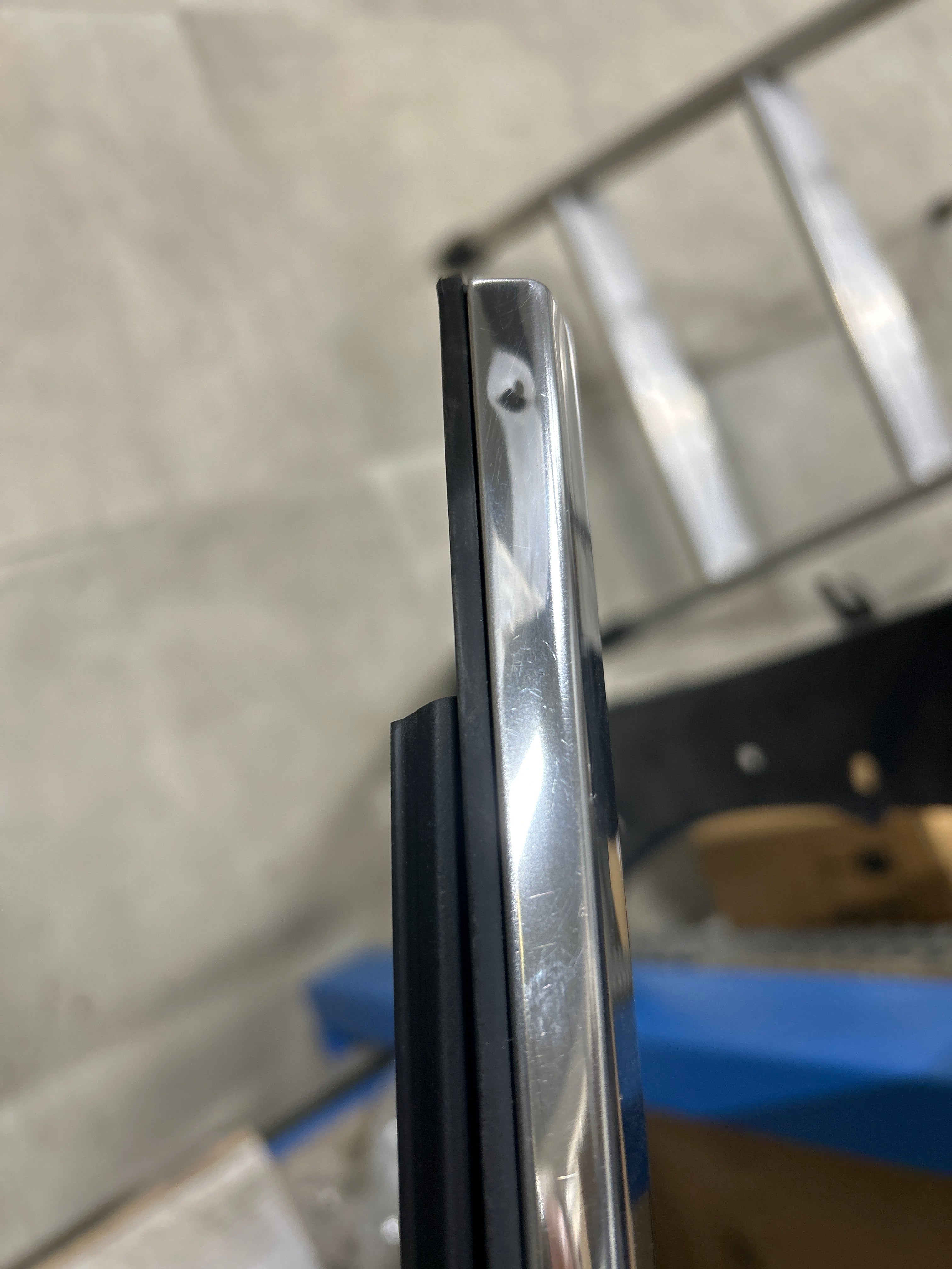 Rasa vetro posteriore sinistro Espace5/ 828216228R