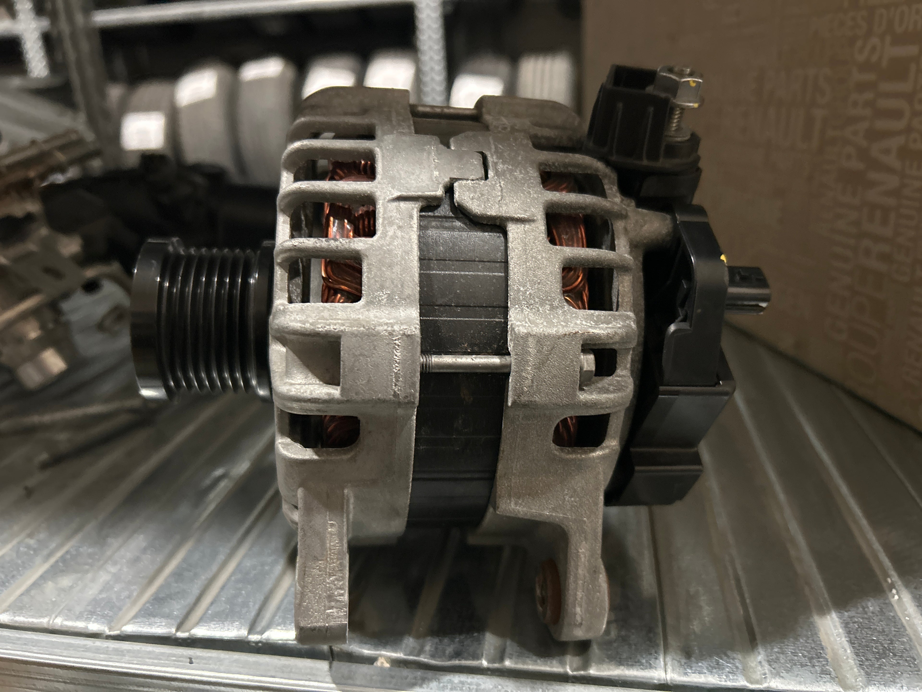 Alternatore Dacia Sandero 3 usato: 231007769R