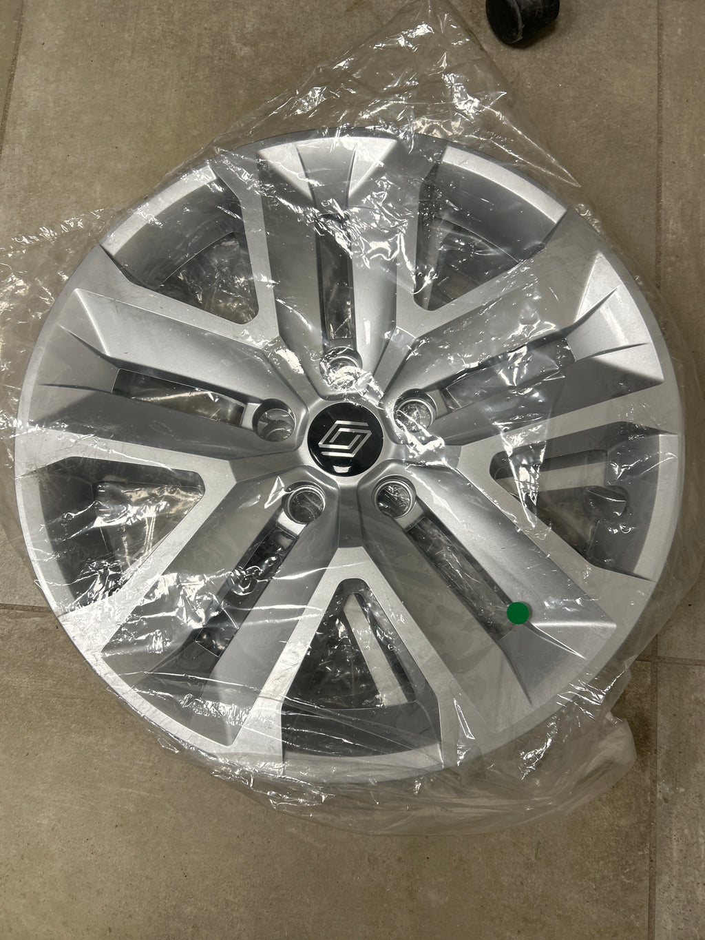 Borchia ruota posteriore Renault Captur - Symbioz: 403151577R
