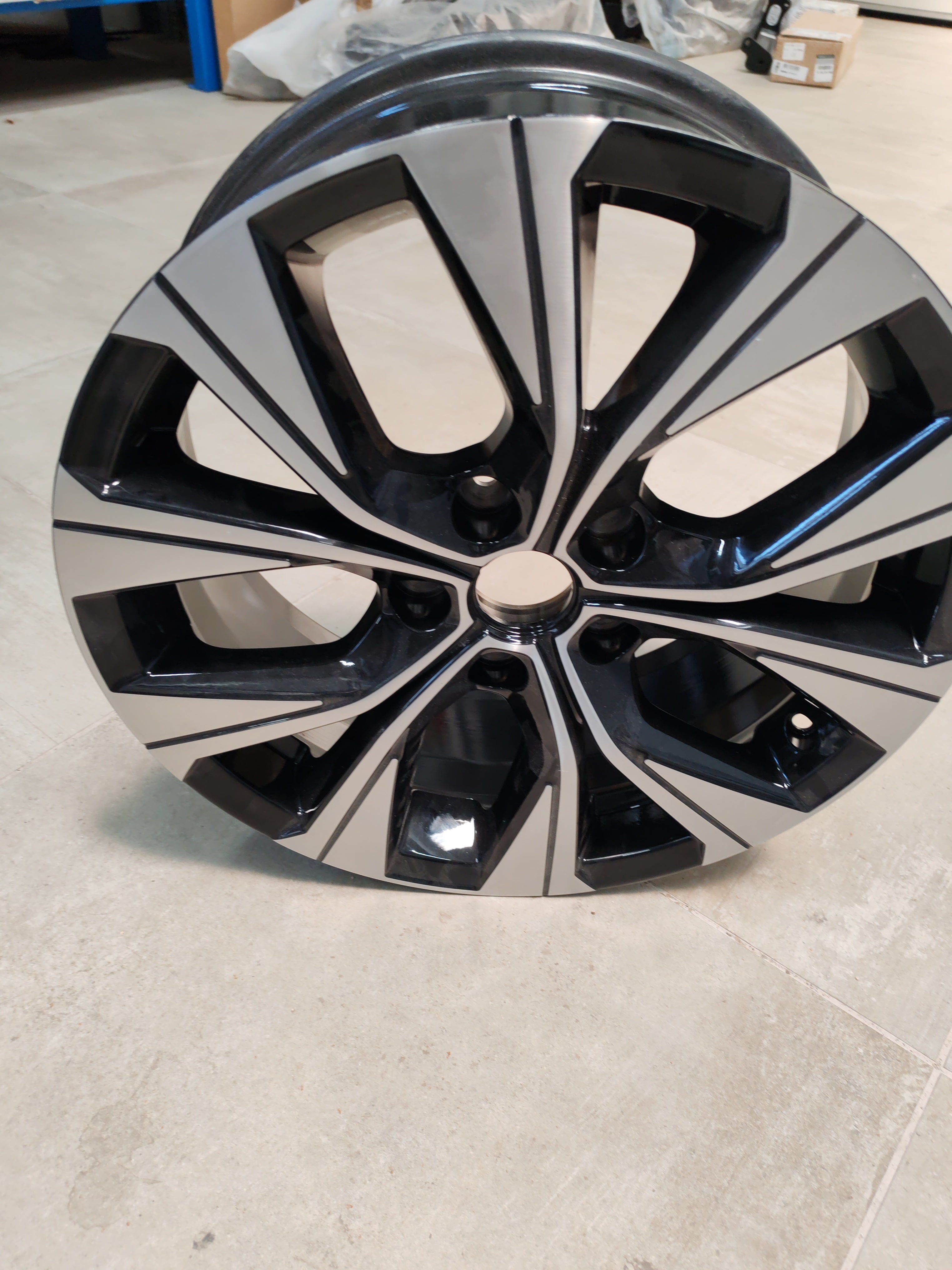 Cerchio in lega Captur 2: 403001041R