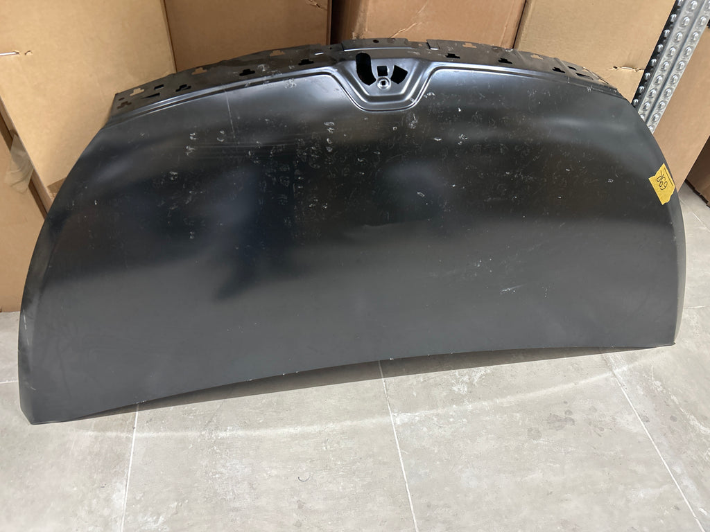 Cofano anteriore Renault Trafic 3: 651009669R - con ammaccature