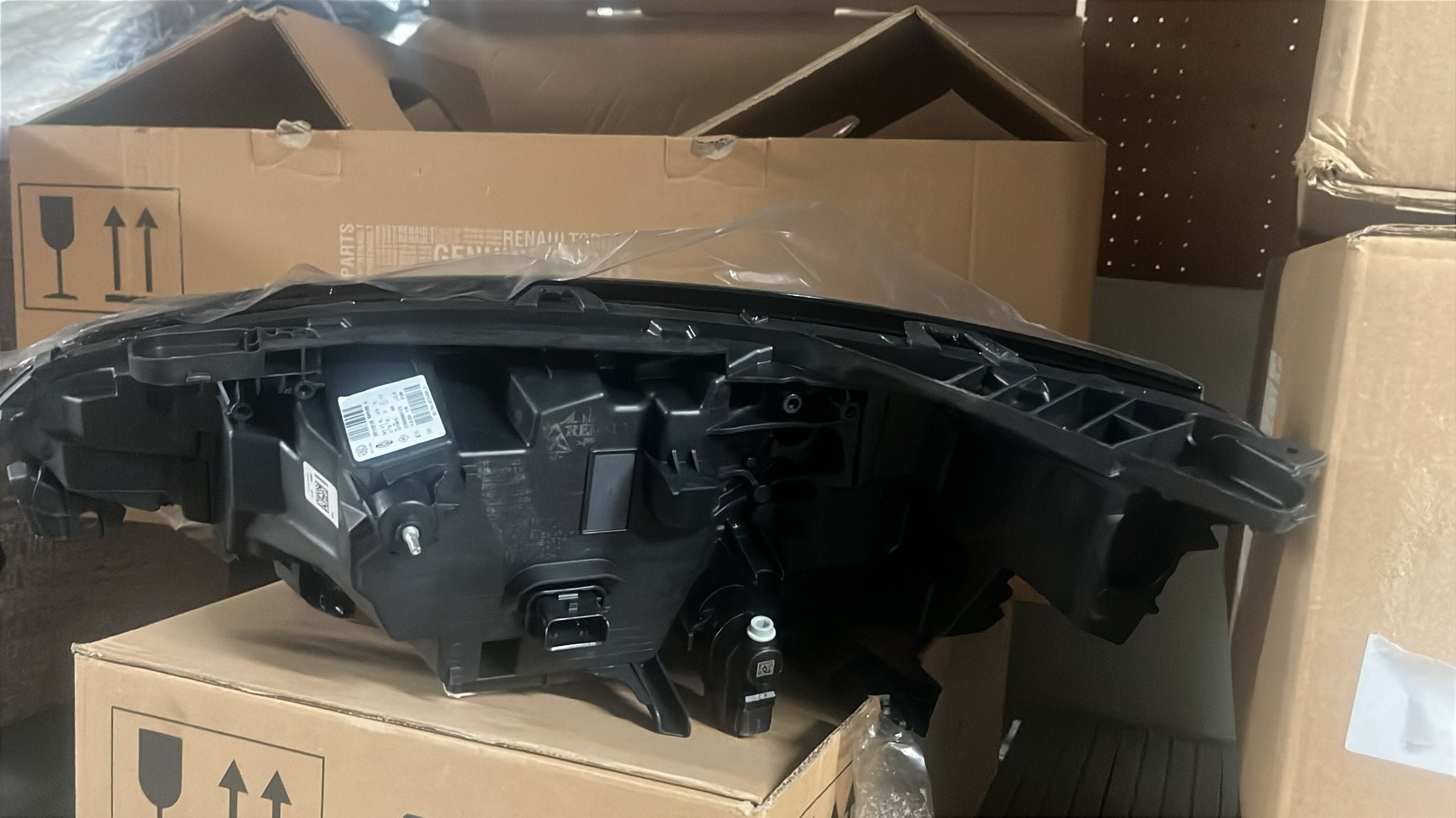 Fanale anteriore destro Clio 5: 260103814R