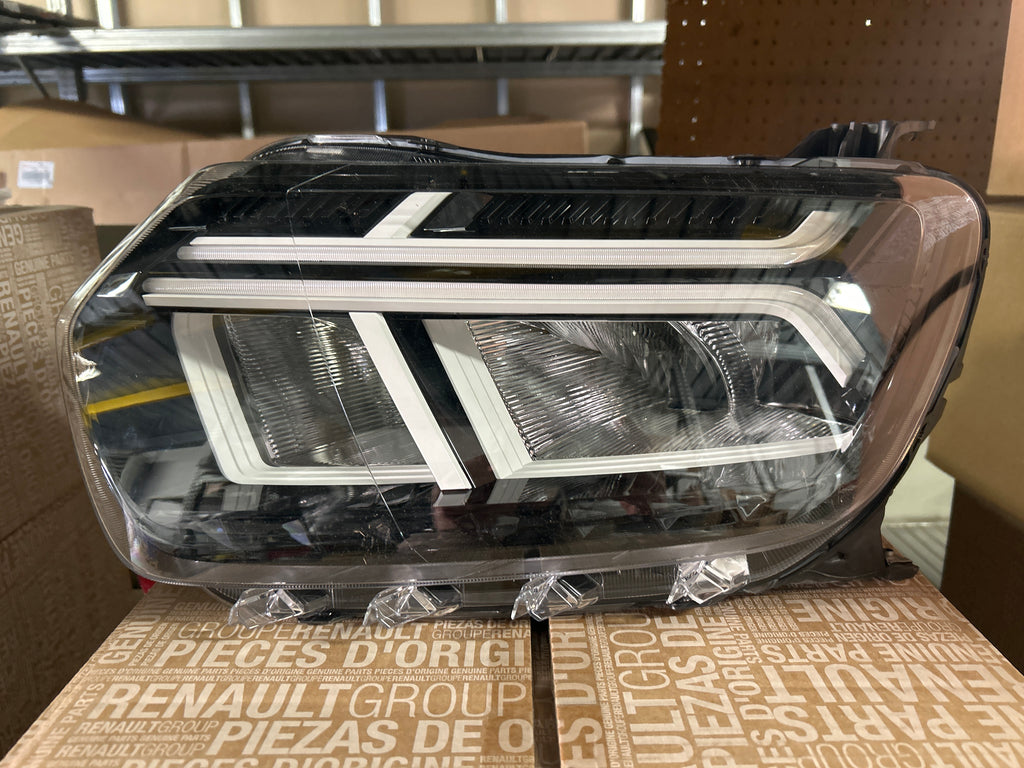 Fanale anteriore sinistro Dacia Duster: 260602465R