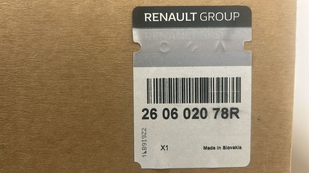 Fanale anteriore sinistro Renault Master 3: 260602078R