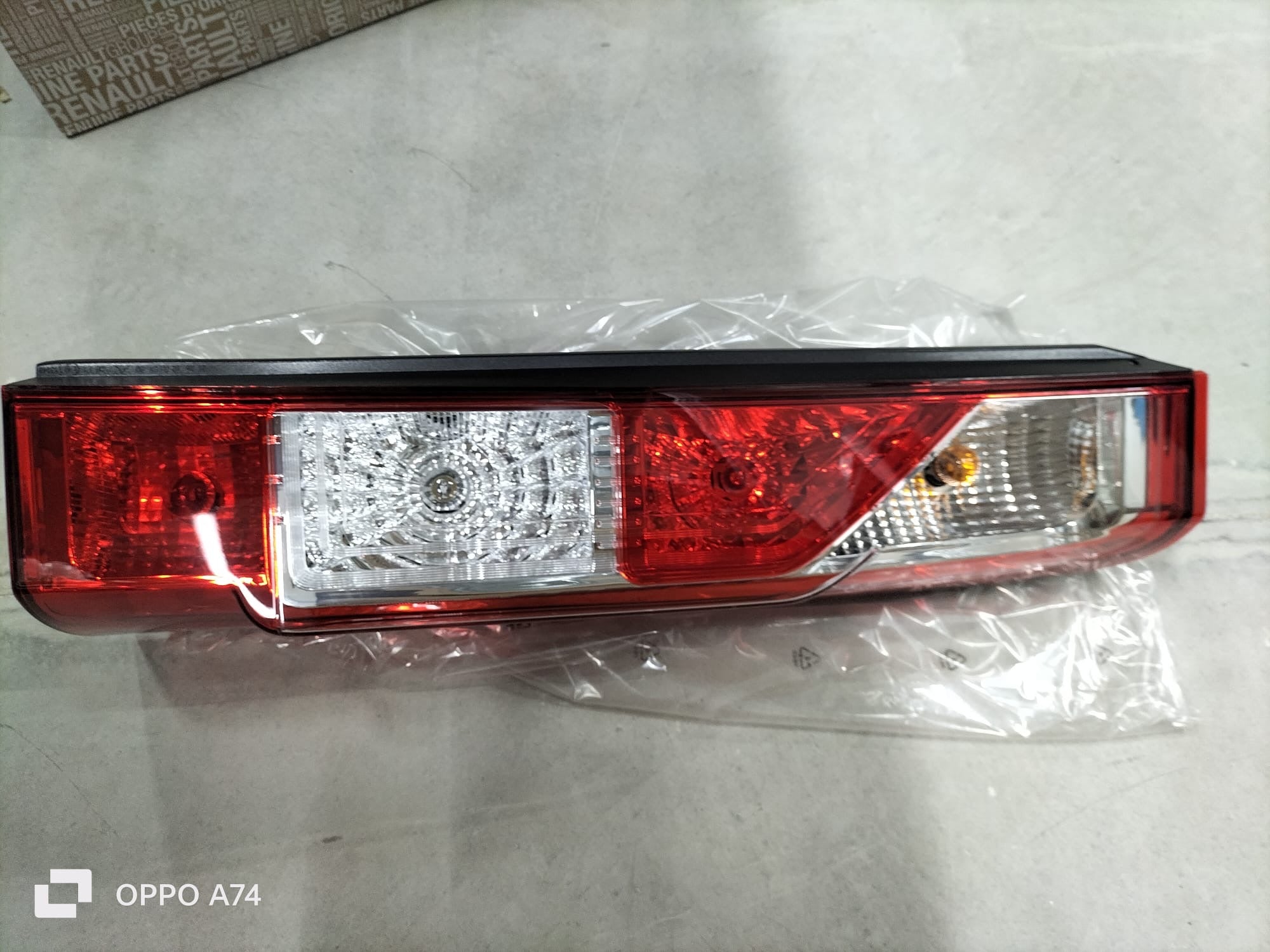 Fanale posteriore destro Renault Master 3: 265500023R
