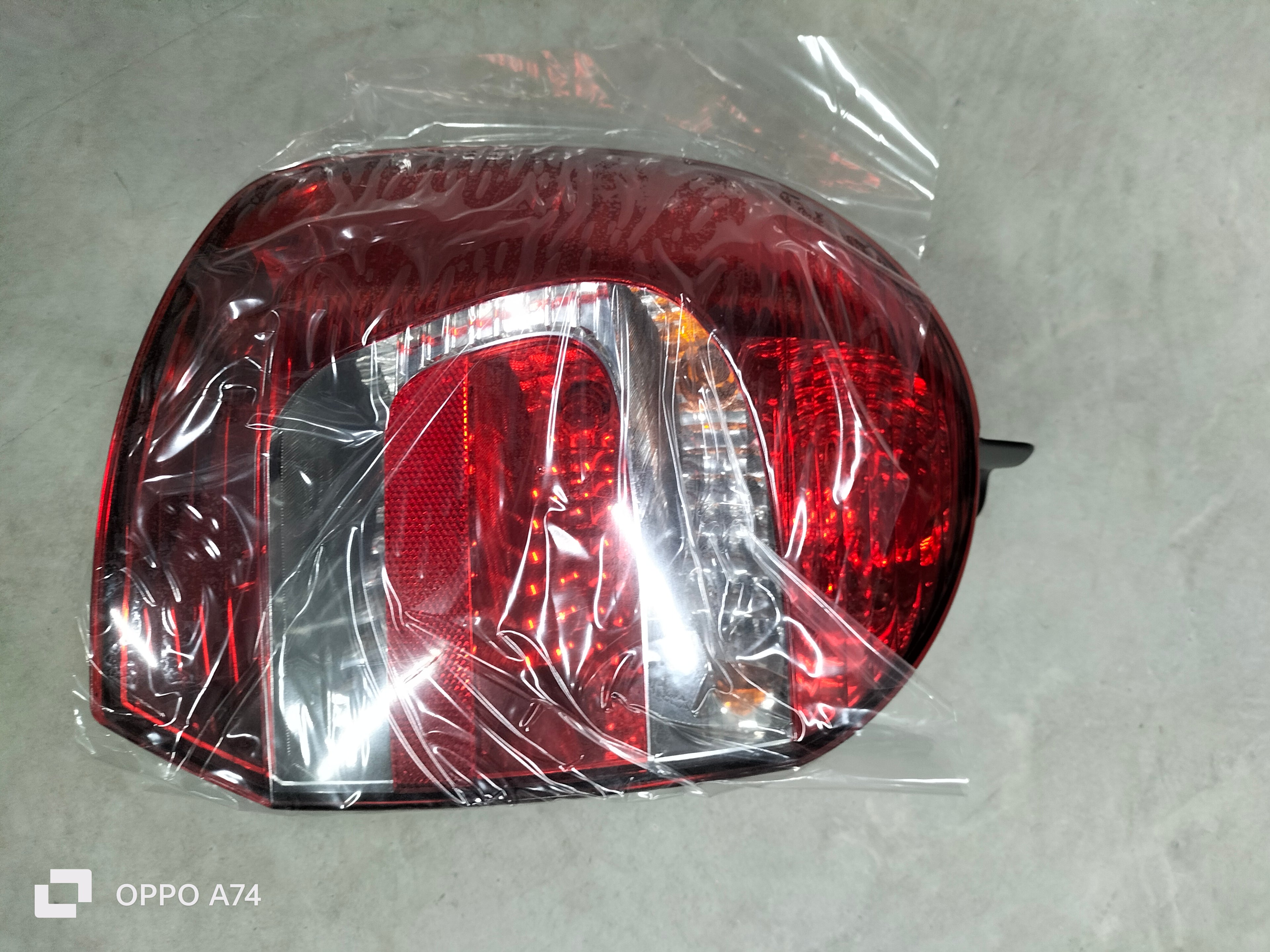 Fanale posteriore sinistro Renault Modus: 8201012186
