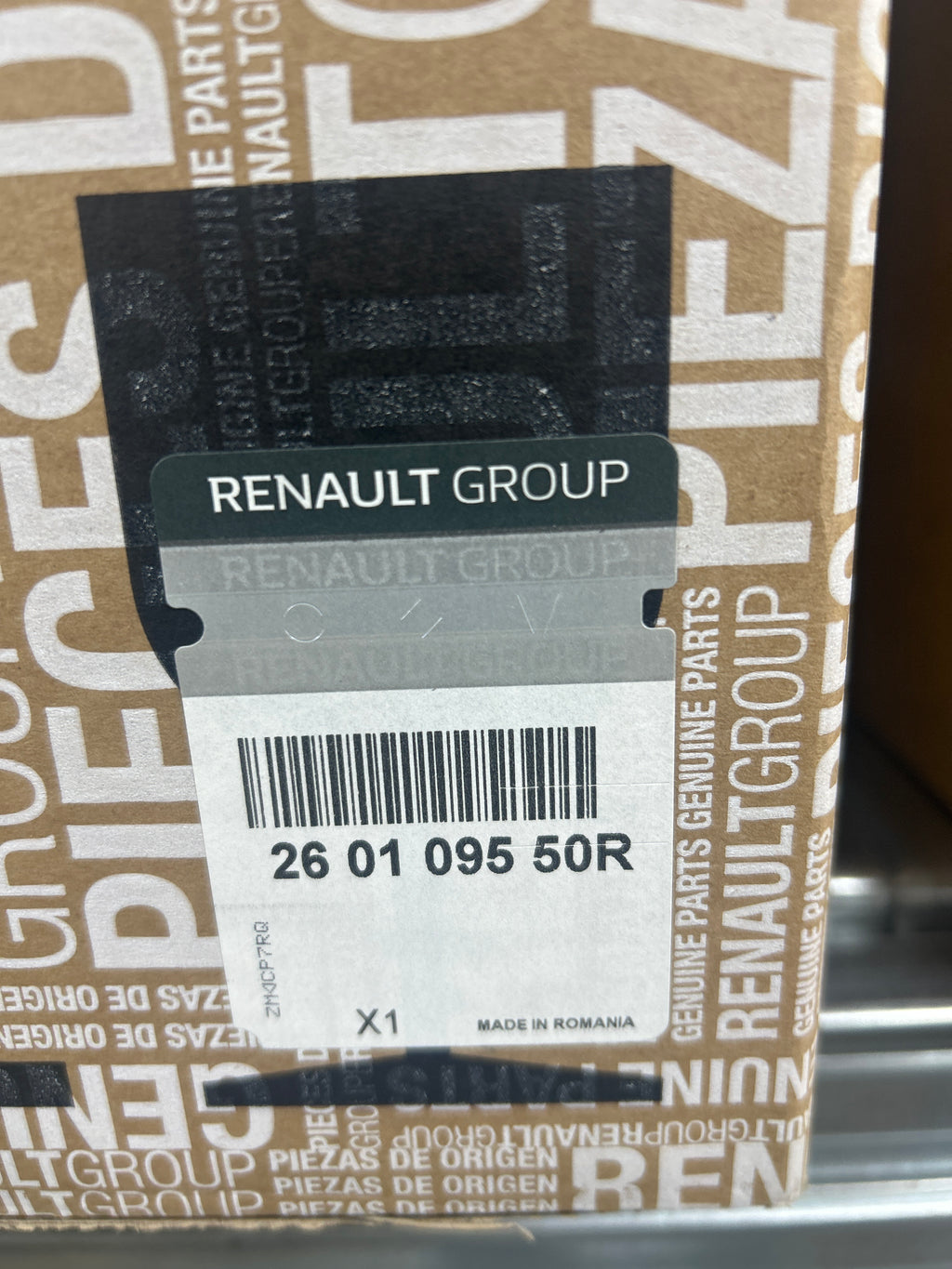 Faro anteriore destro Dacia Duster 2: 260109550R