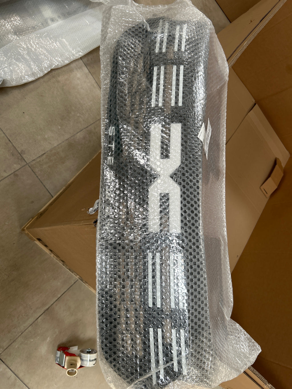 Griglia anteriore Dacia Sandero 3: 622564166R