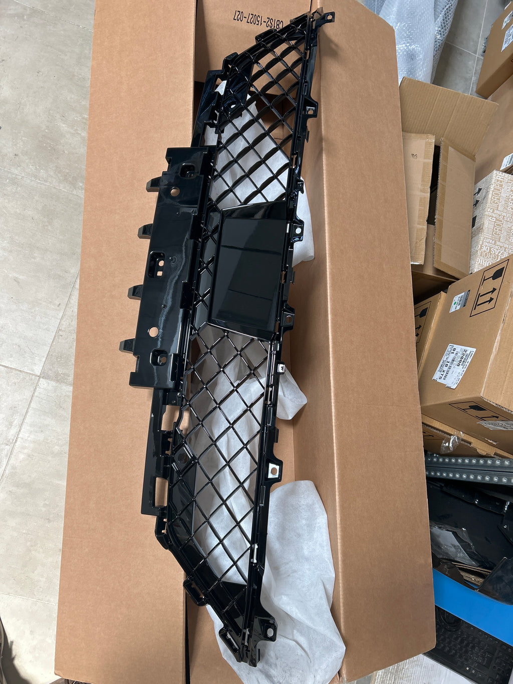 Griglia anteriore paraurti Renault Arkana: 622544666R