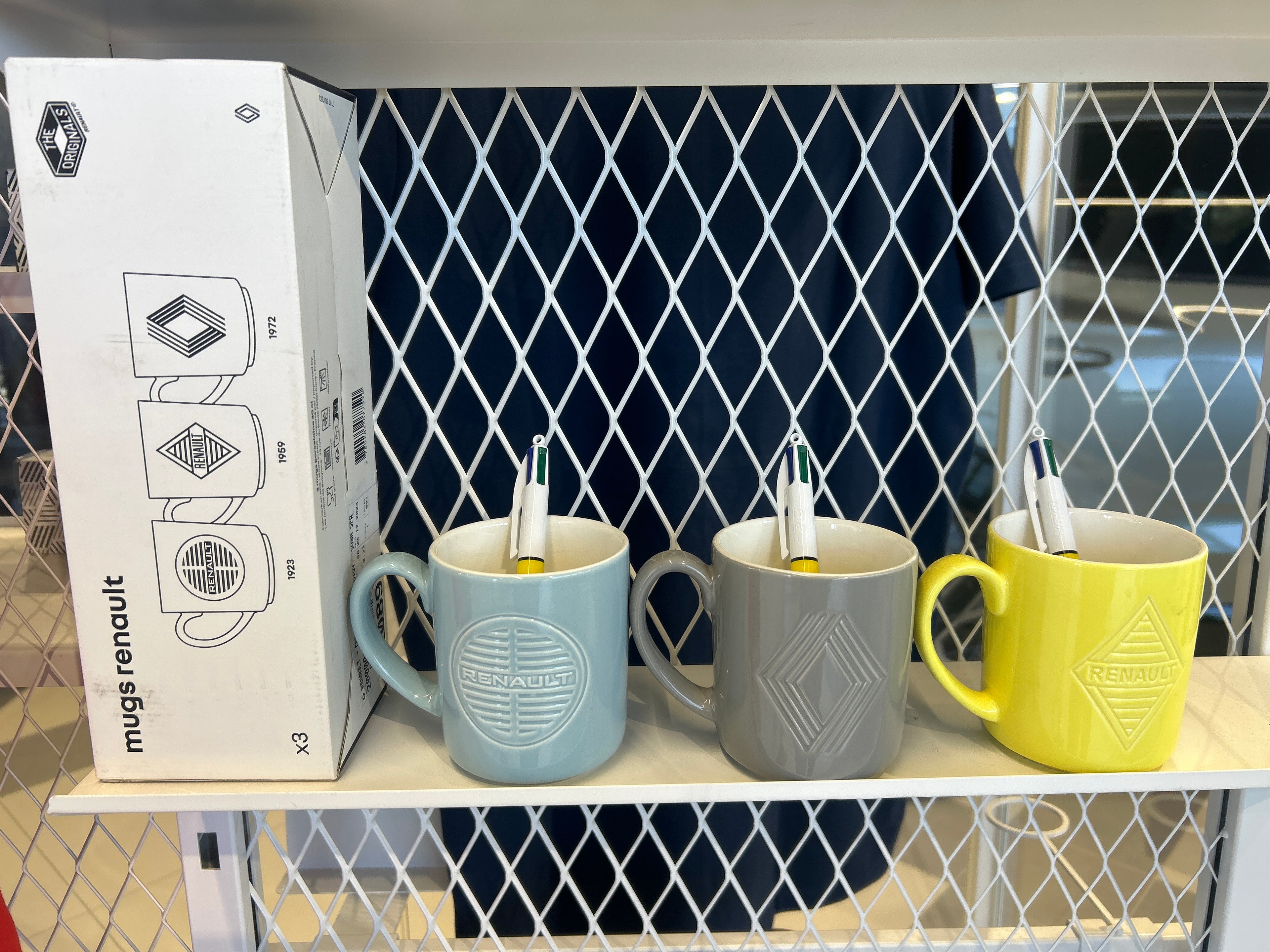Kit 3 Tazze mugs vintage Renault originale 7717301333