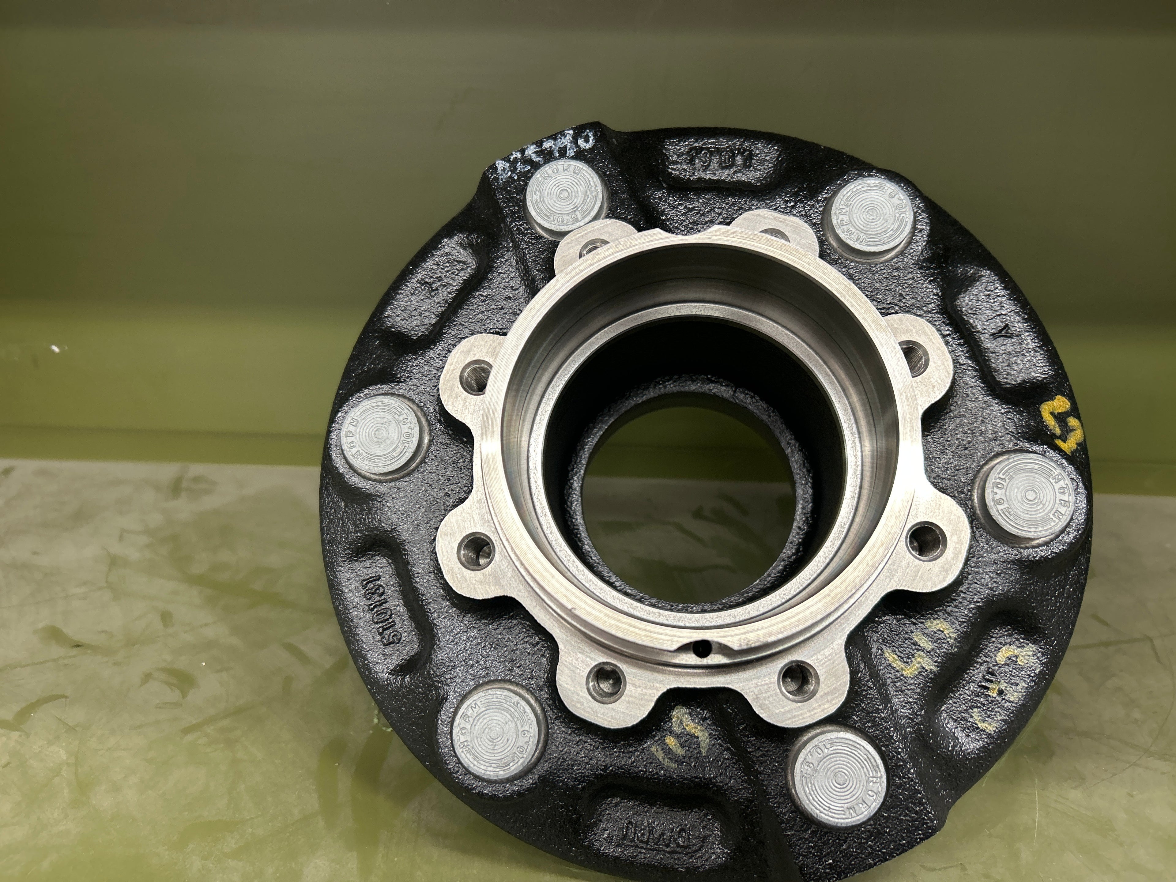 Mozzo ruota posteriore Renault Master 3: 432026934R