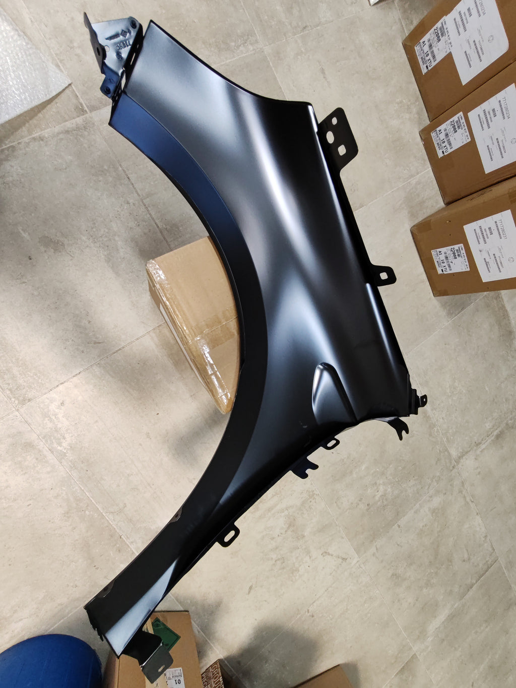 Parafango anteriore destro Renault Clio5: 631002838R