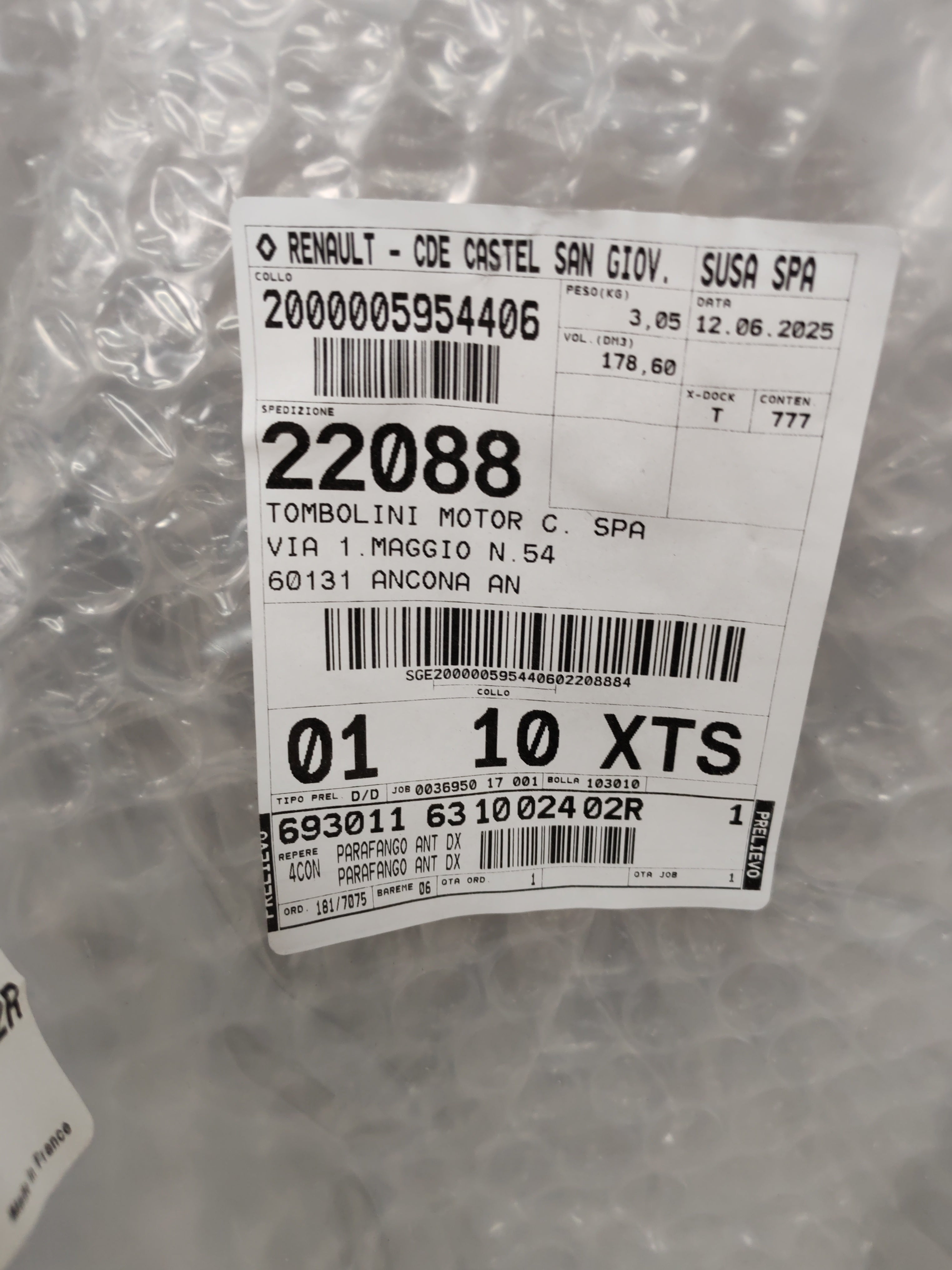 Parafango anteriore destro Renault Kangoo 3: 631002402R