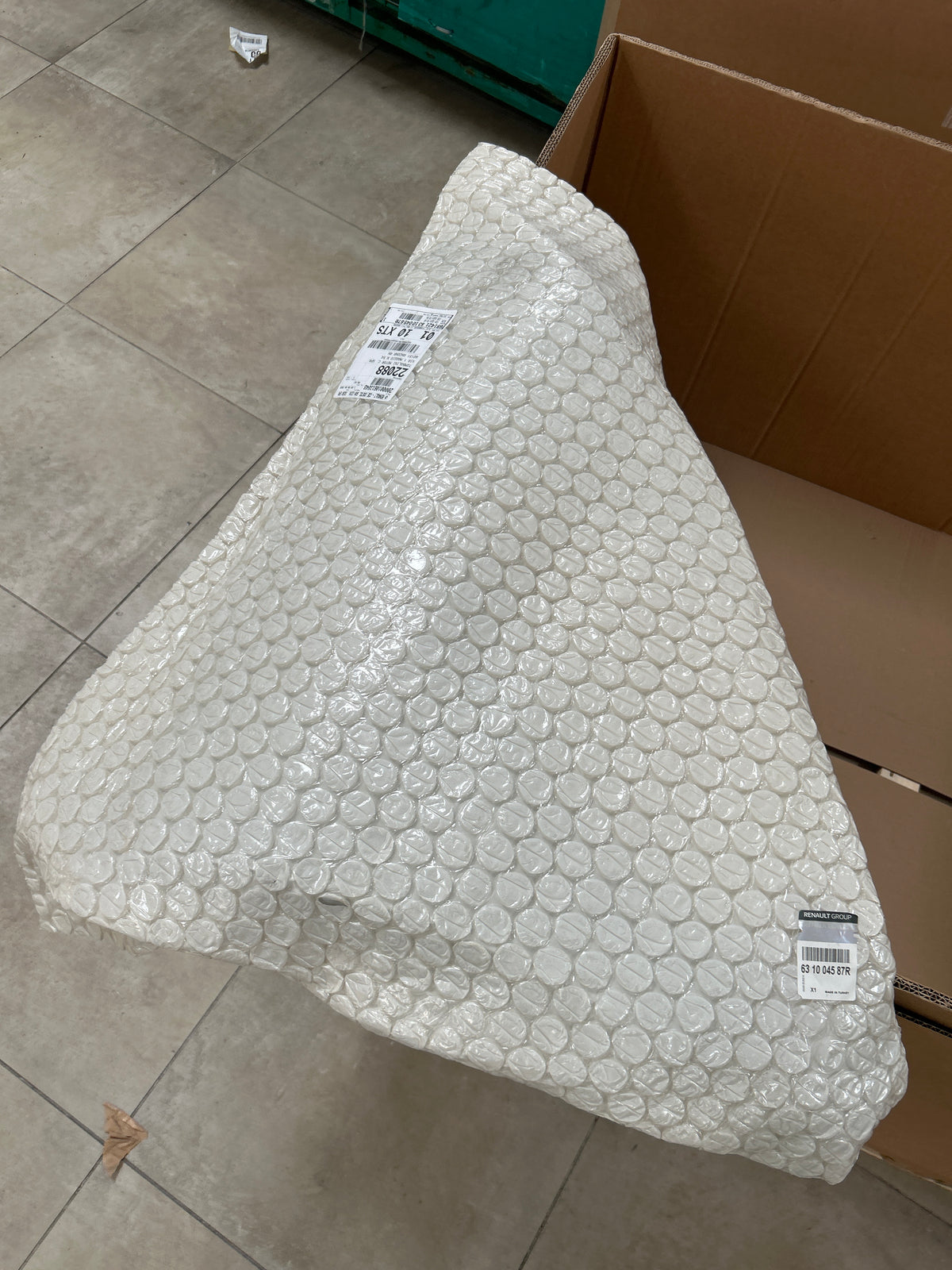 Parafango anteriore sinistro Renault Clio 6: 631004587R