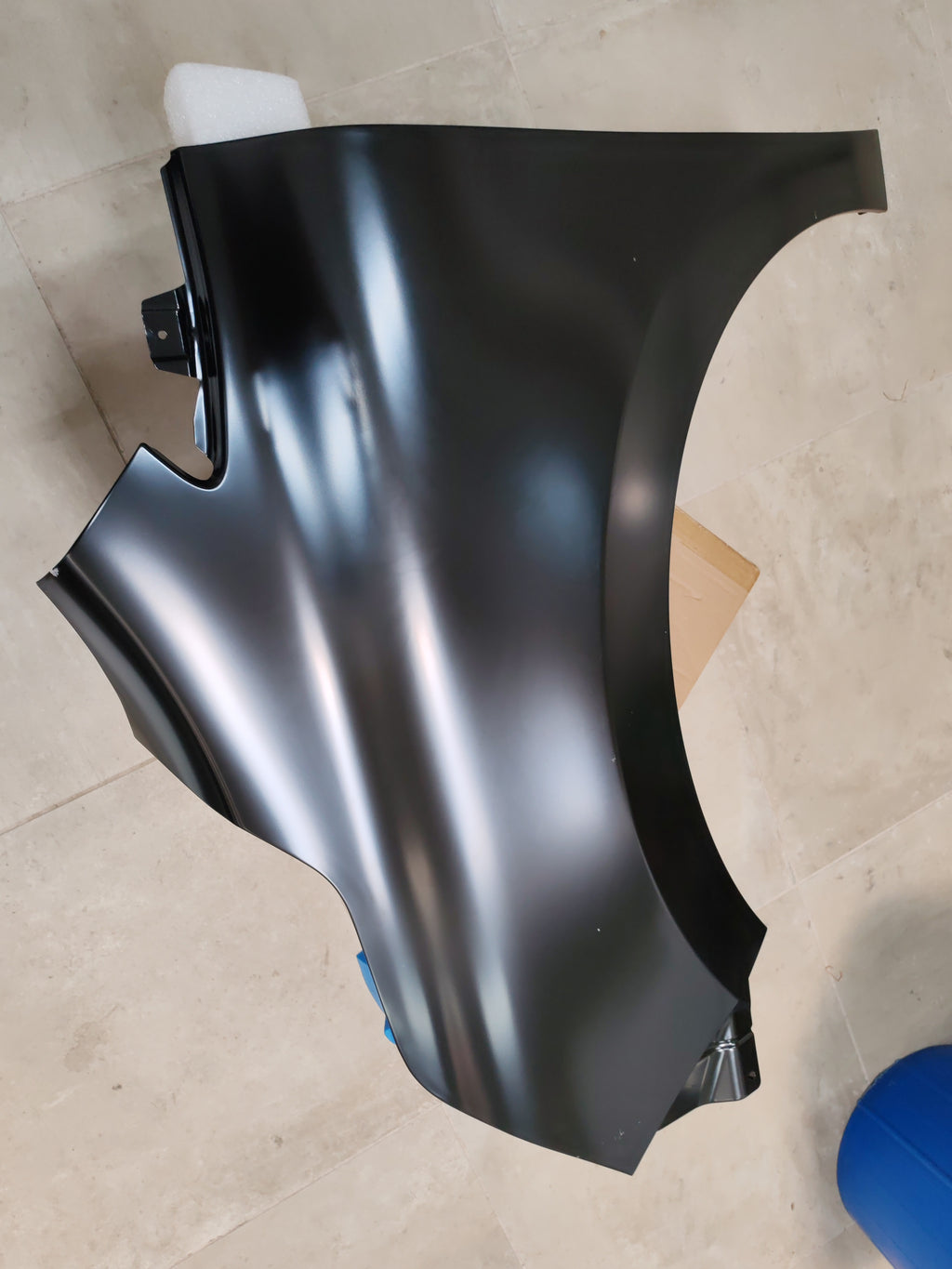Parafango anteriore sinistro Renault Kangoo 3: 631019140R