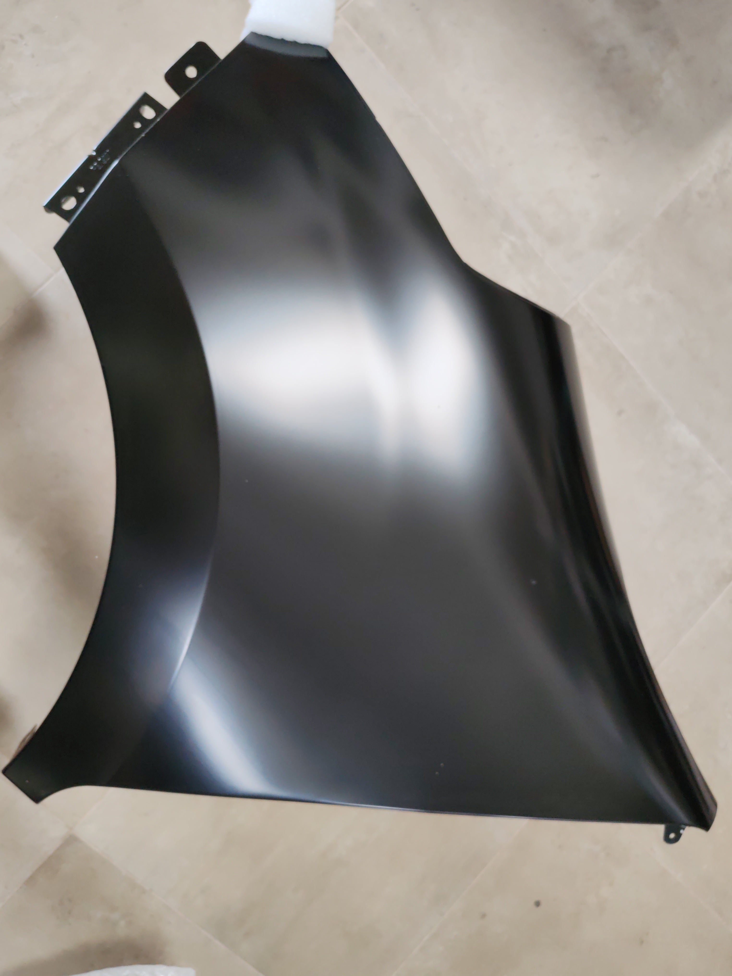 Parafango anteriore sinistro Renault Master 3: 631013304R