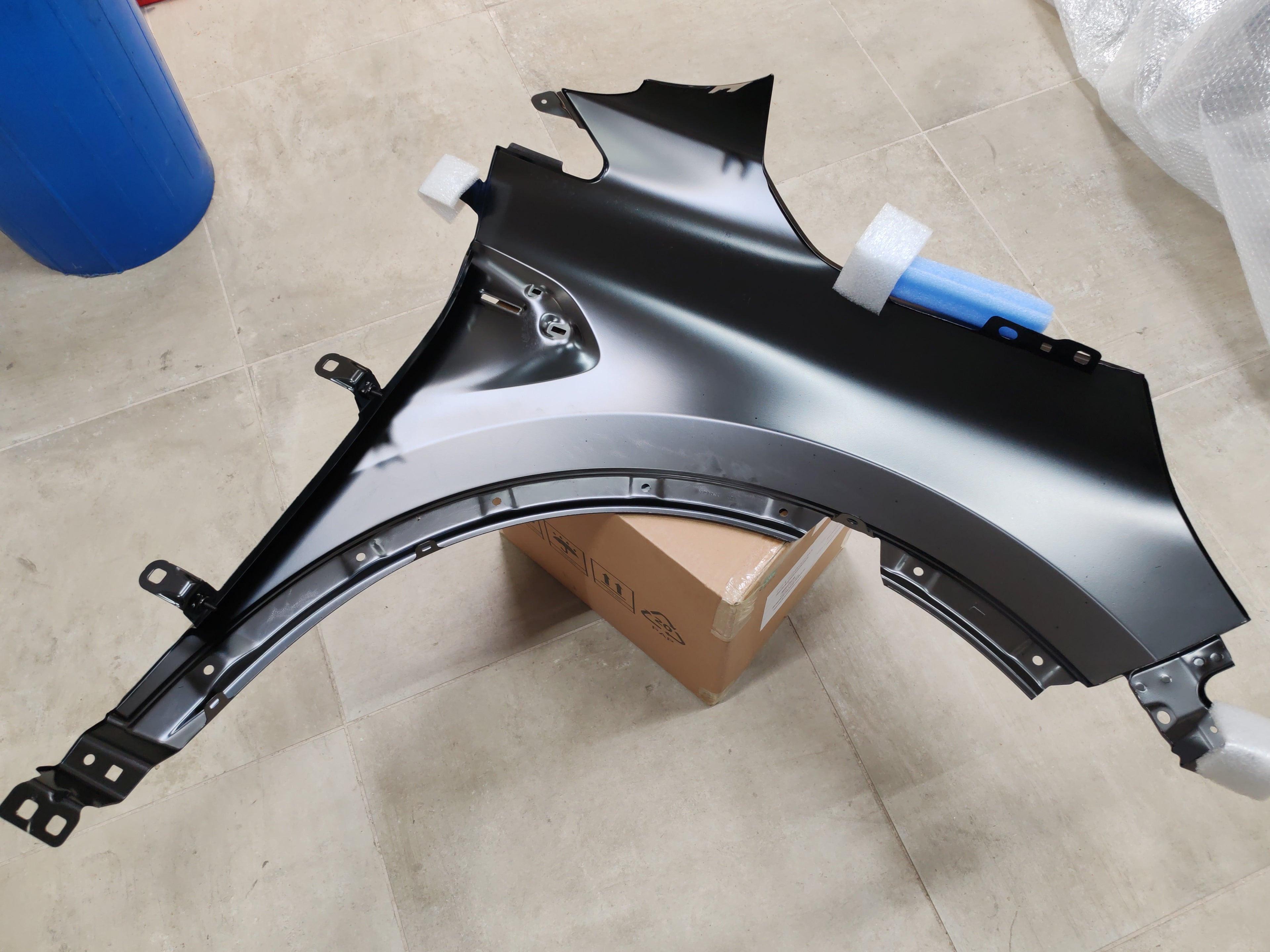 Parafango anteriore sinistro Renault Captur 2: 631014506R