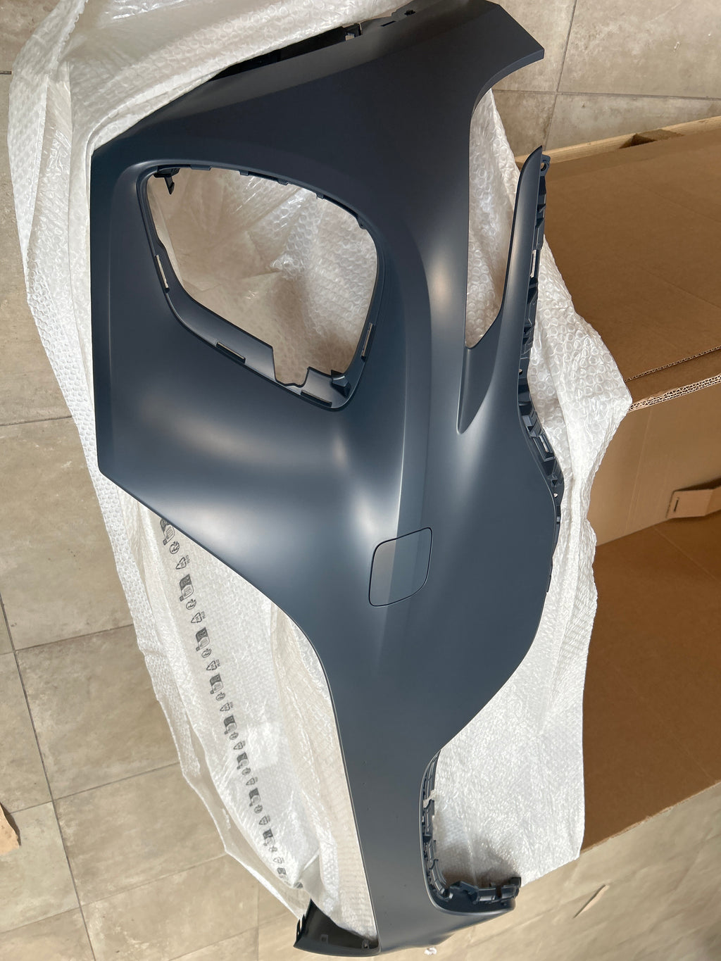 Paraurti anteriore Renault Captur 2: 620227396R