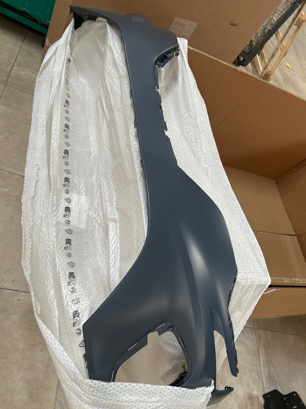 Paraurti anteriore Renault Captur 2: 620227396R