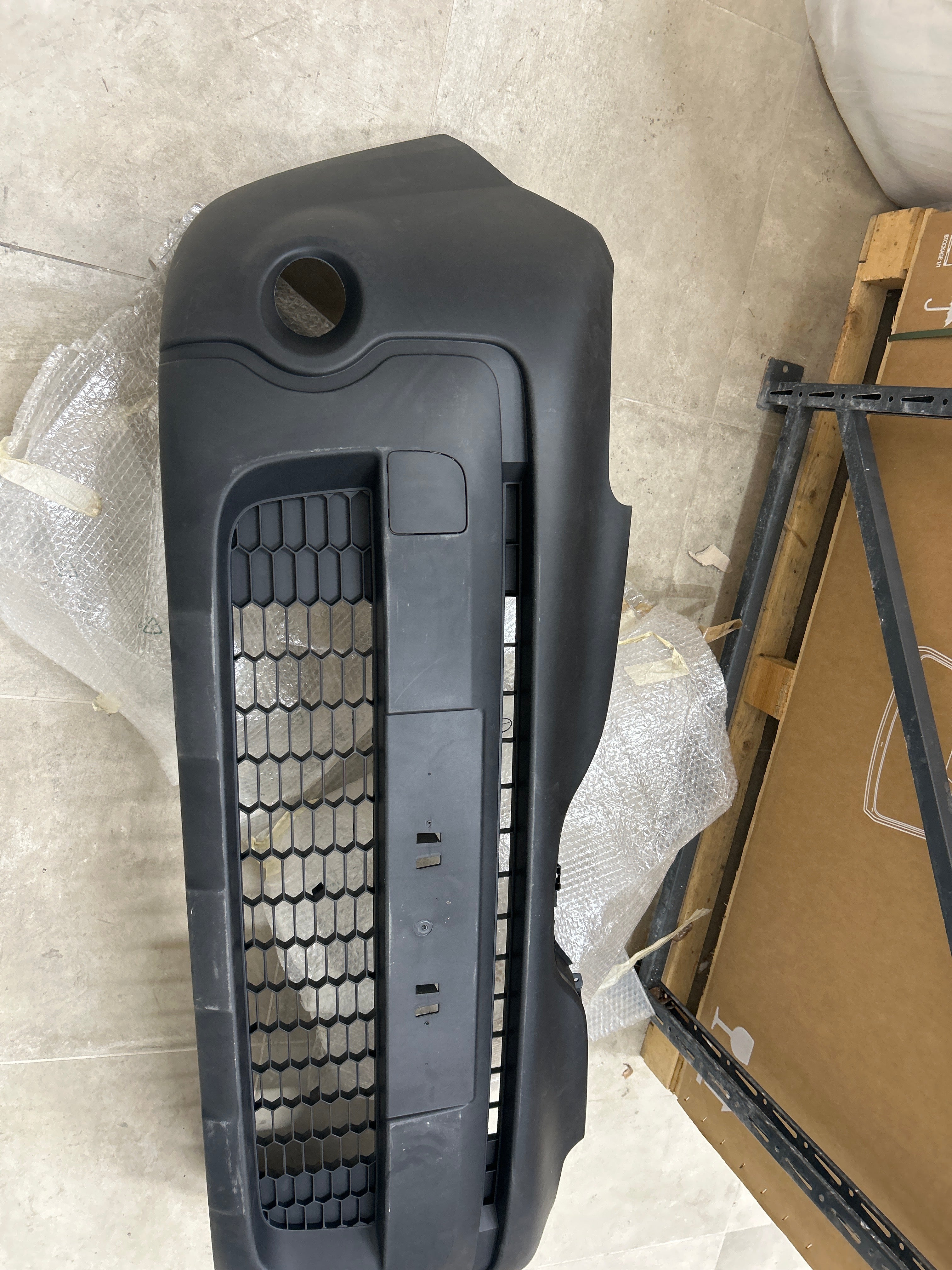 Paraurti anteriore Renault Kangoo 2: 620226669R