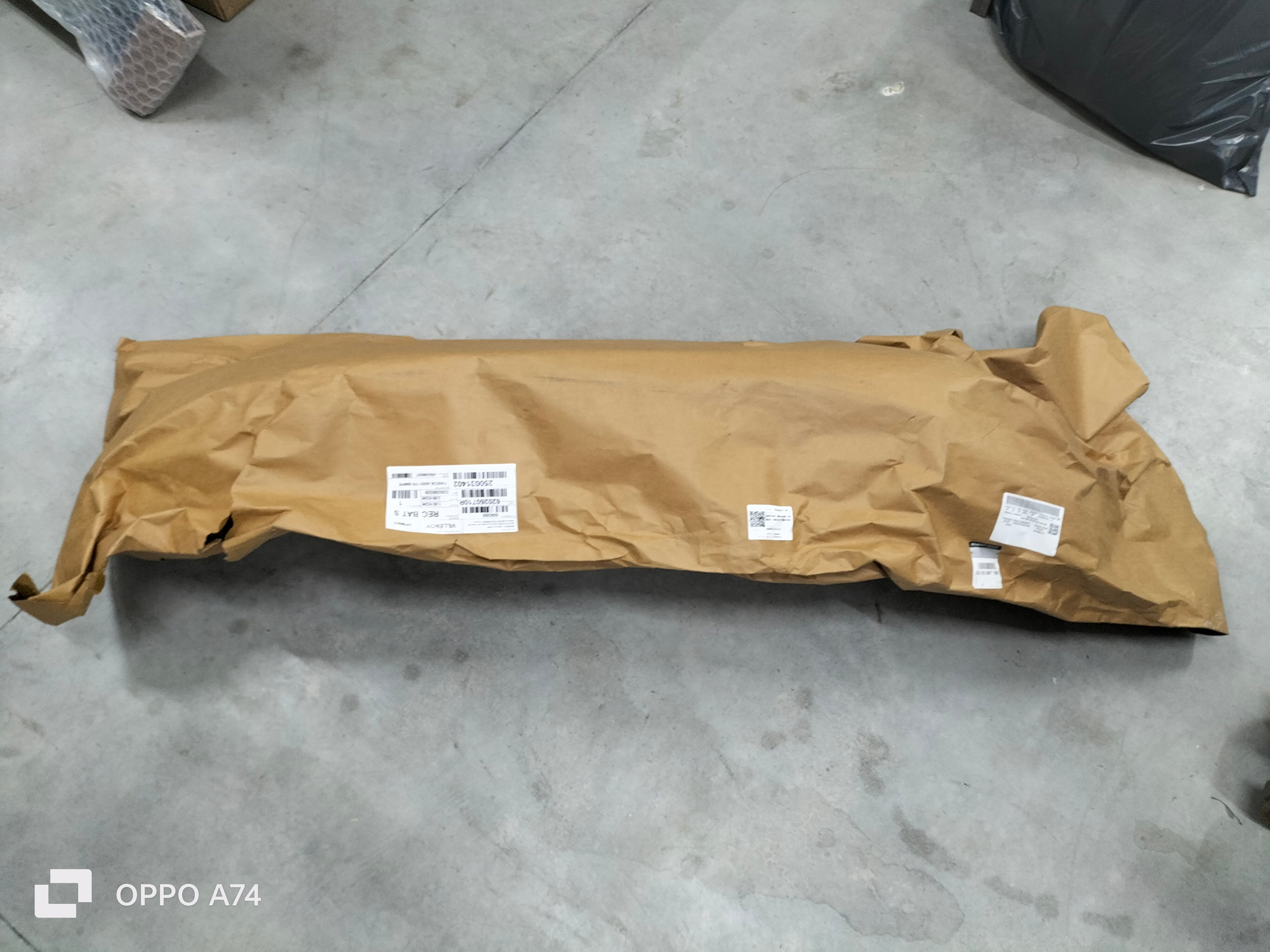Paraurti anteriore inferiore Dacia Spring: 620260710R