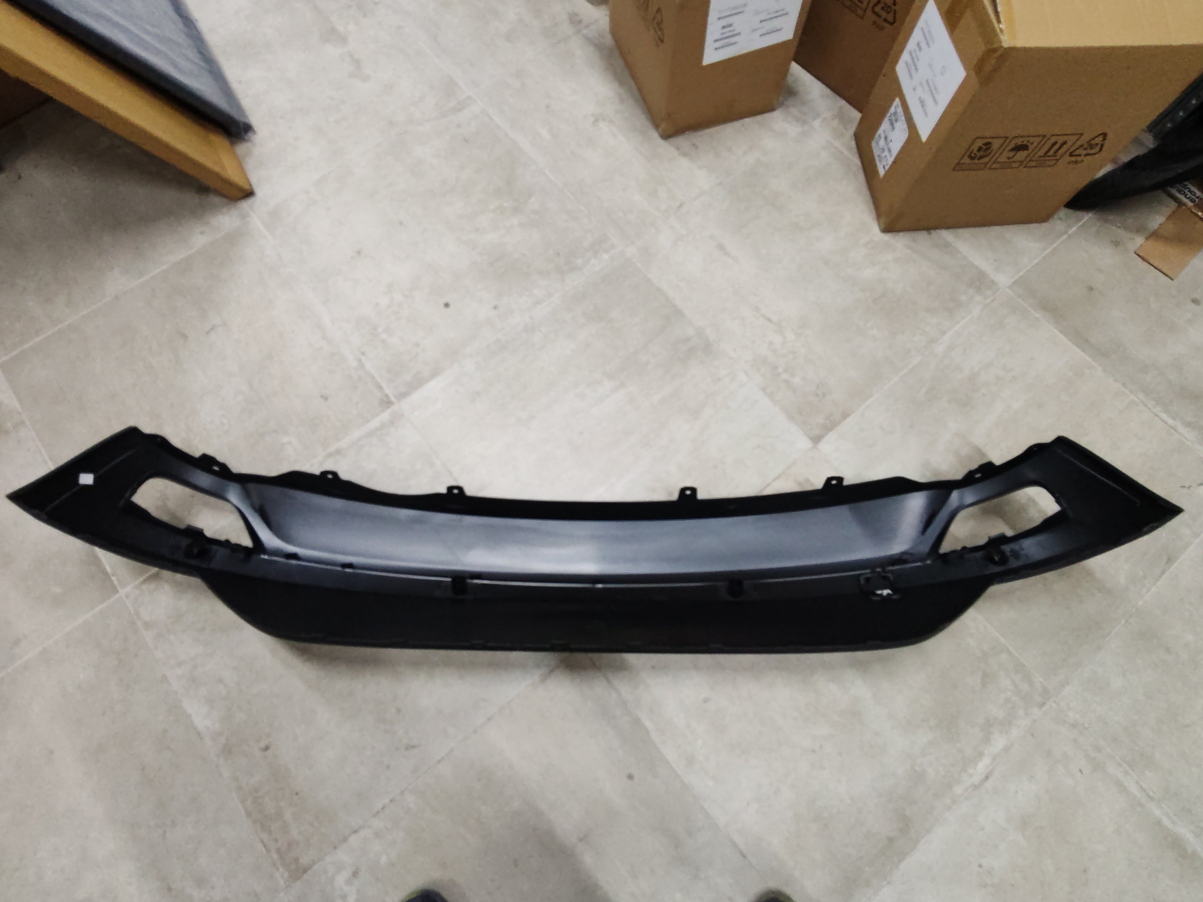 Paraurti inferiore posteriore Dacia Sandero 3: 850100657V