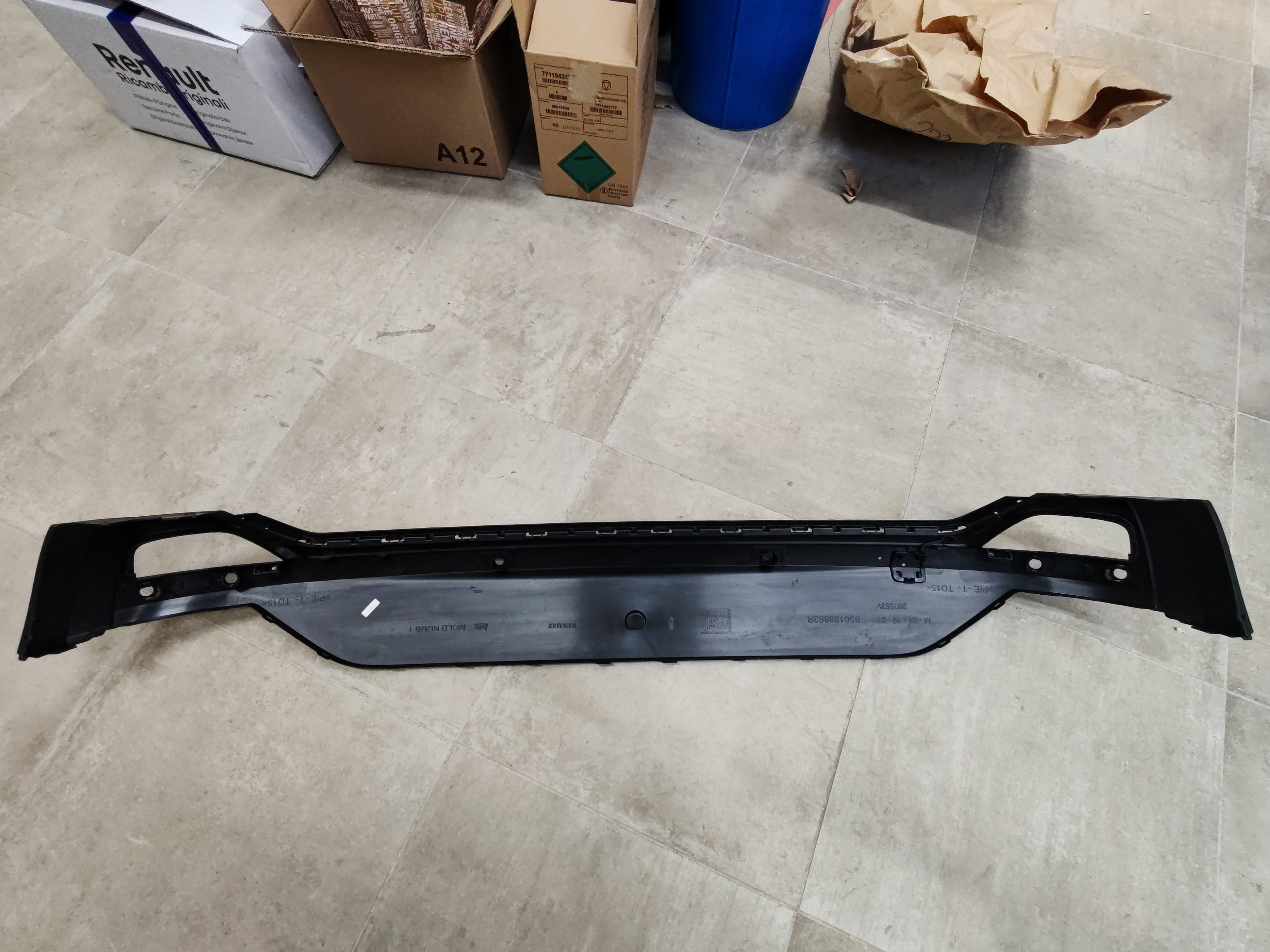 Paraurti inferiore posteriore Dacia Sandero 3: 850102458V