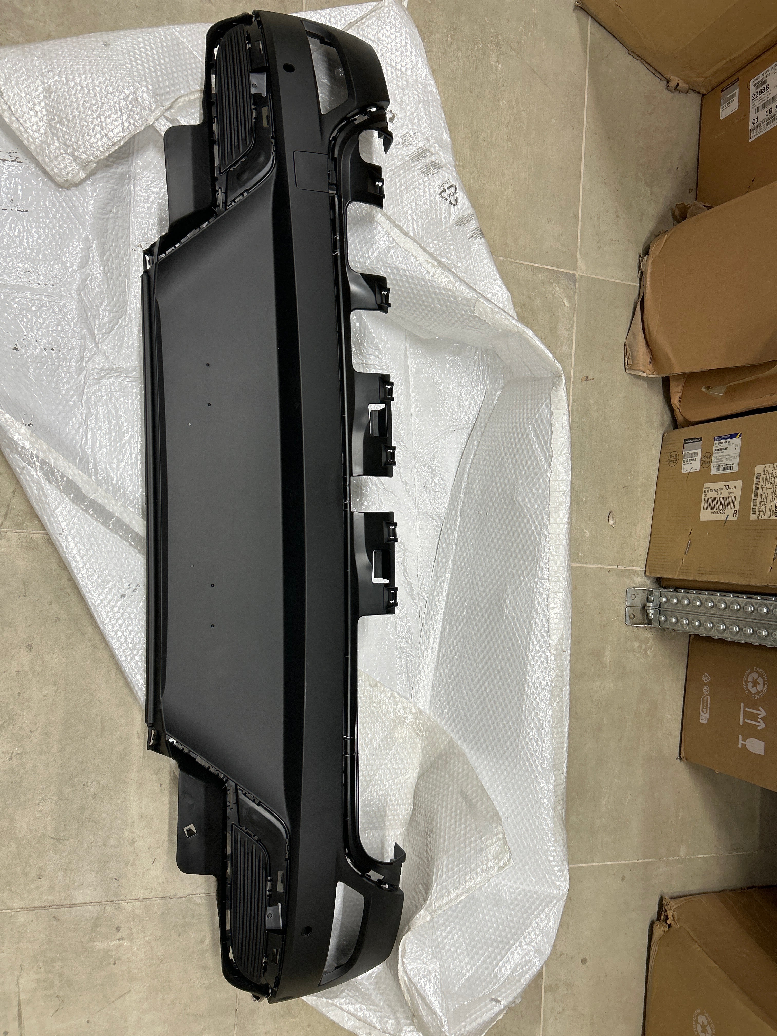 Paraurti posteriore Renault Captur 2: 850B27833R