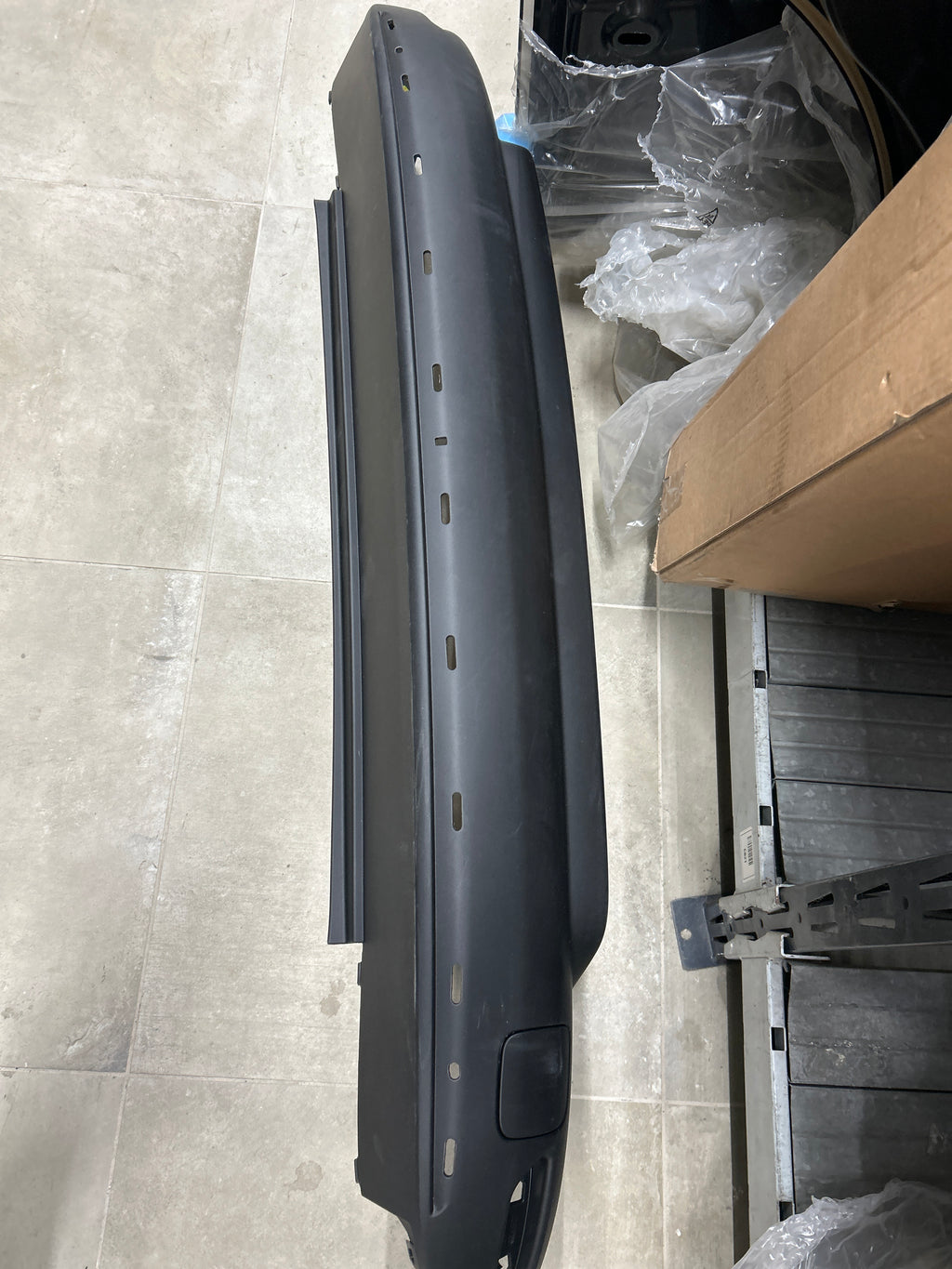 Paraurti posteriore, Renault Clio quattro station wagon 850227118R