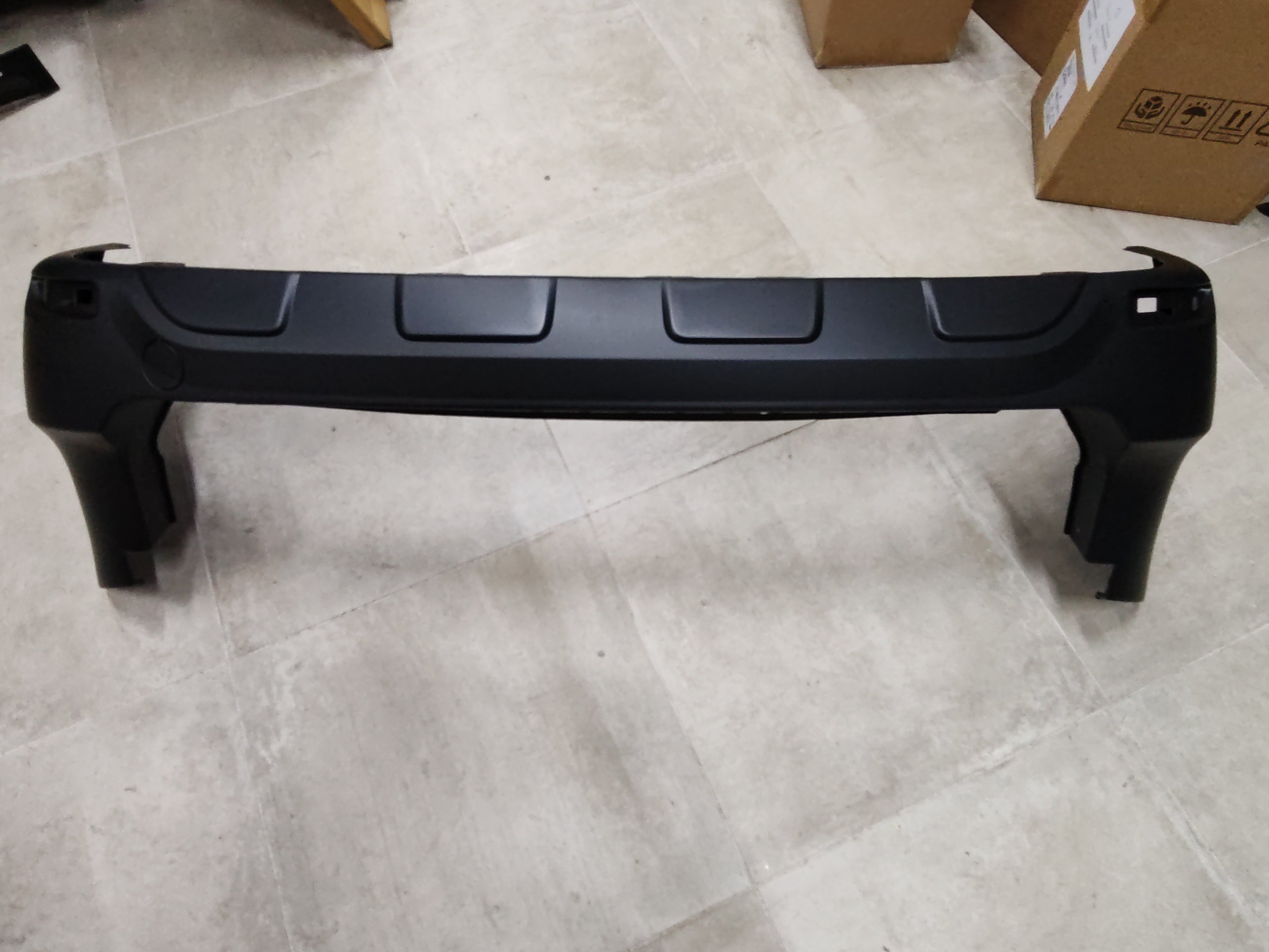 Paraurti posteriore Renault Express: 850222638R