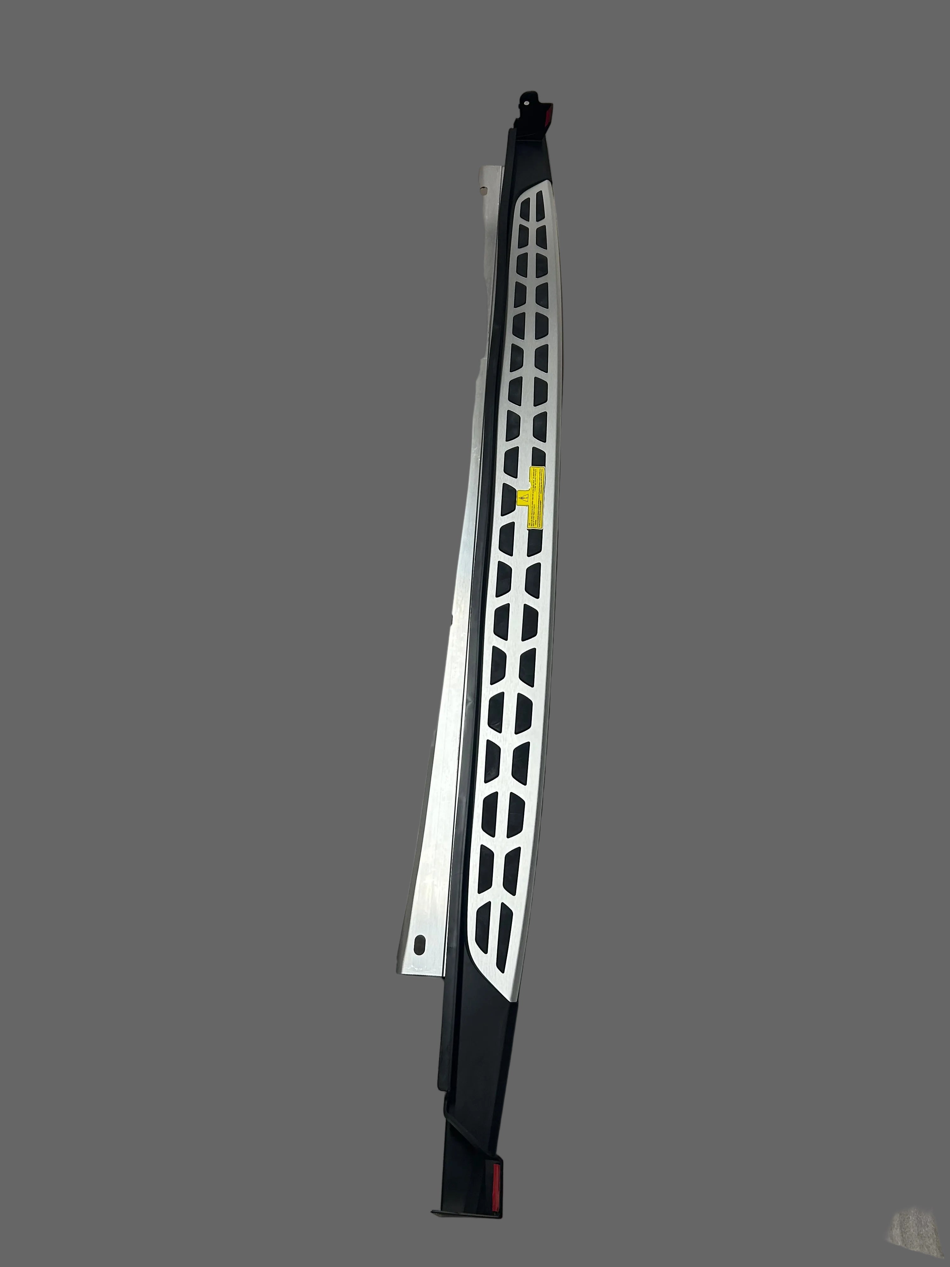 Pedane laterali Renault Arkana: 764122862R