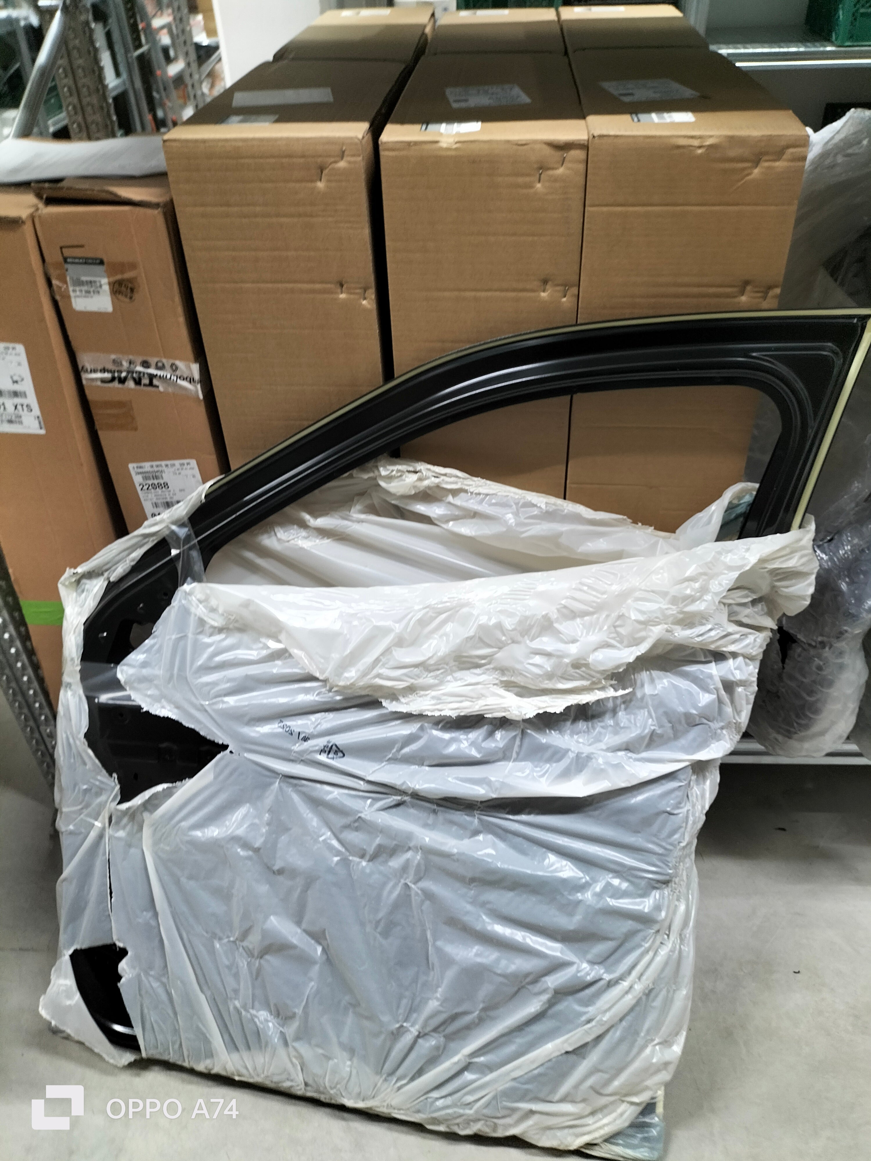 Porta anteriore destra Dacia Logan:  801002133R