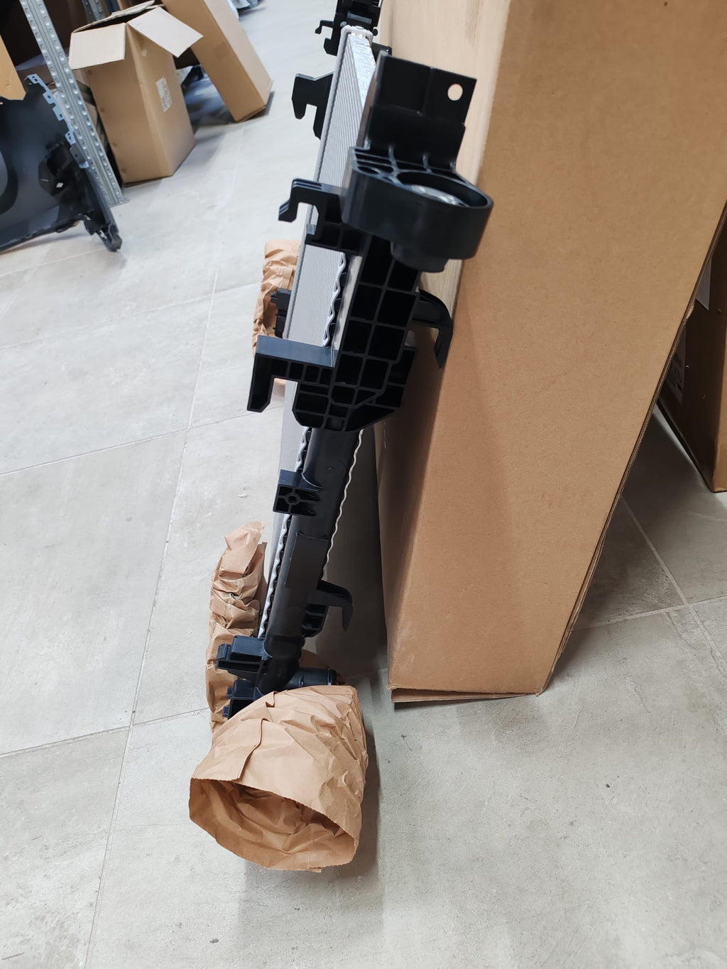 Radiatore motore Renault: 214106419R