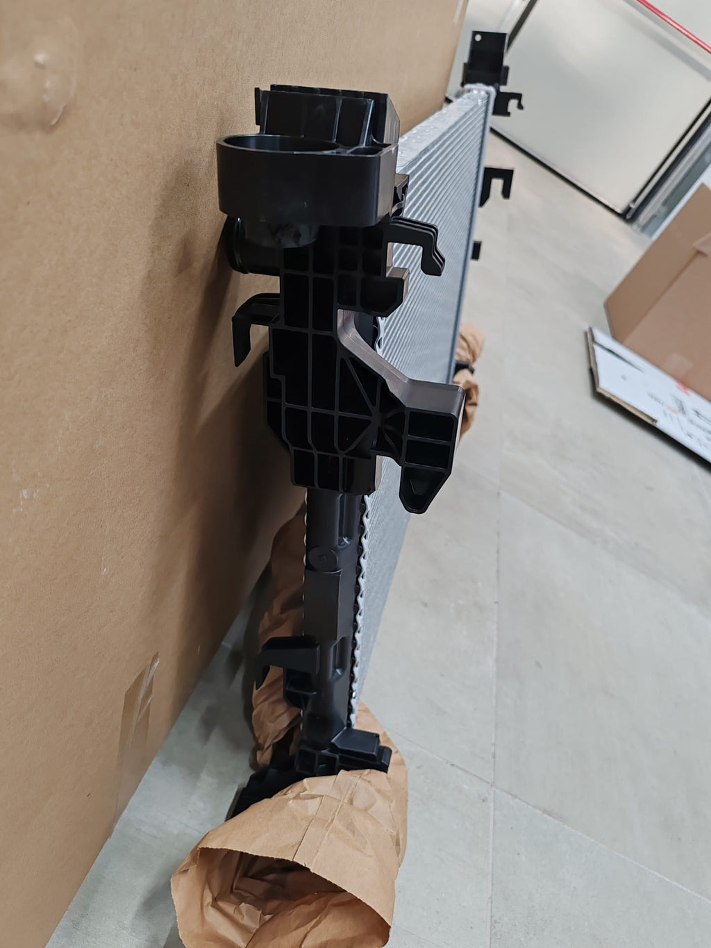 Radiatore raffreddamento motore Renault: 214106419R