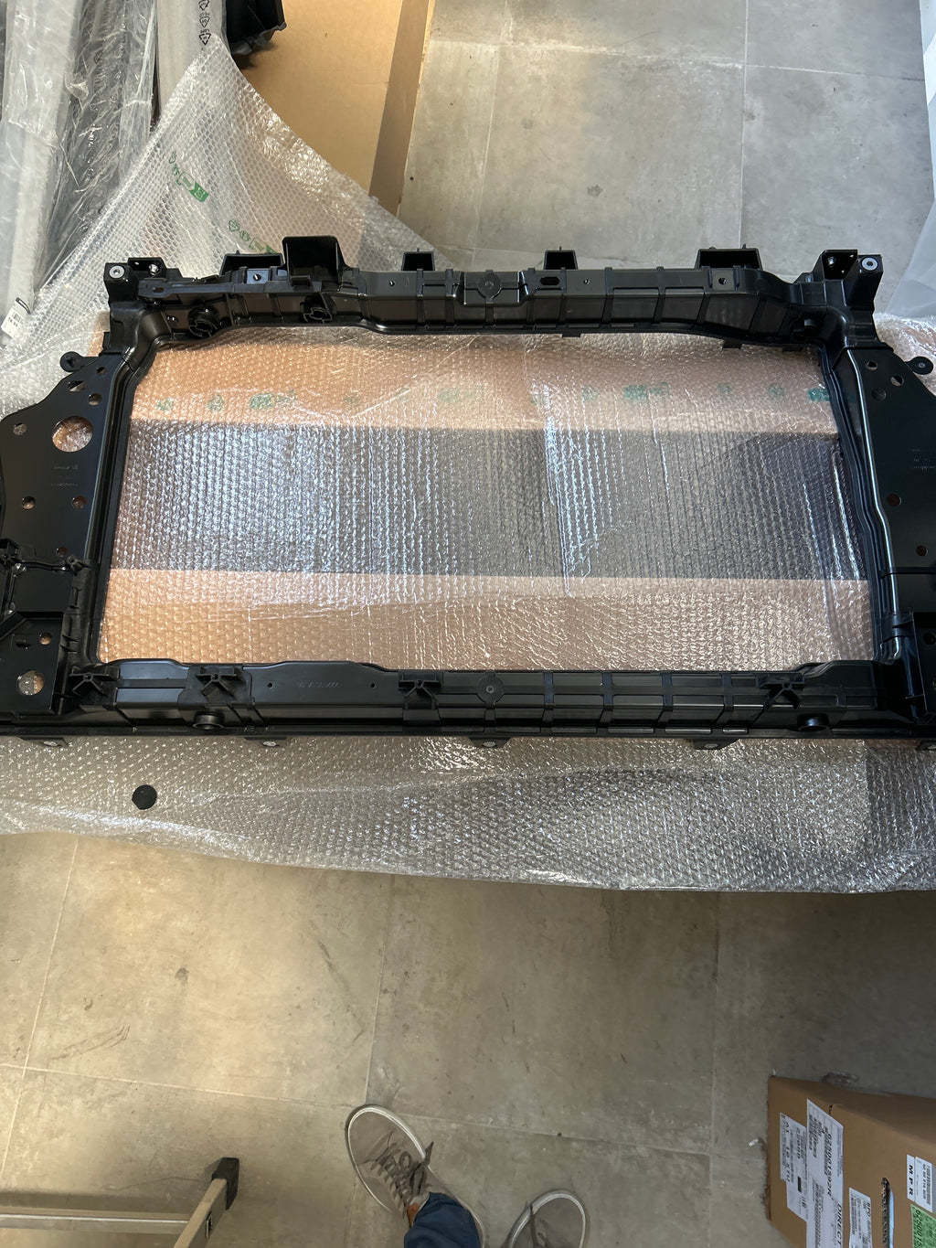 Rivestimento anteriore Renault Captur 2 - Symbioz: 625009824R