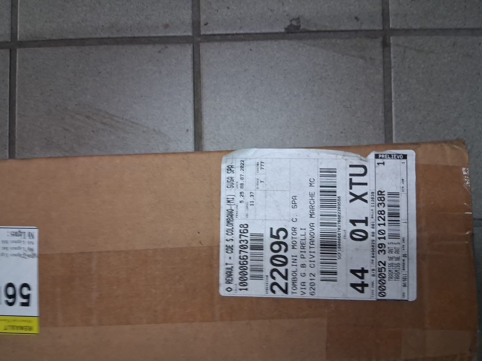 Semiasse anteriore sinistro Renault Clio 4: 391012838R
