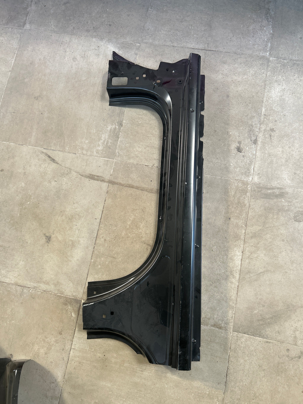 Sottoporta fianco destro Dacia Sandero 3: 764606542R