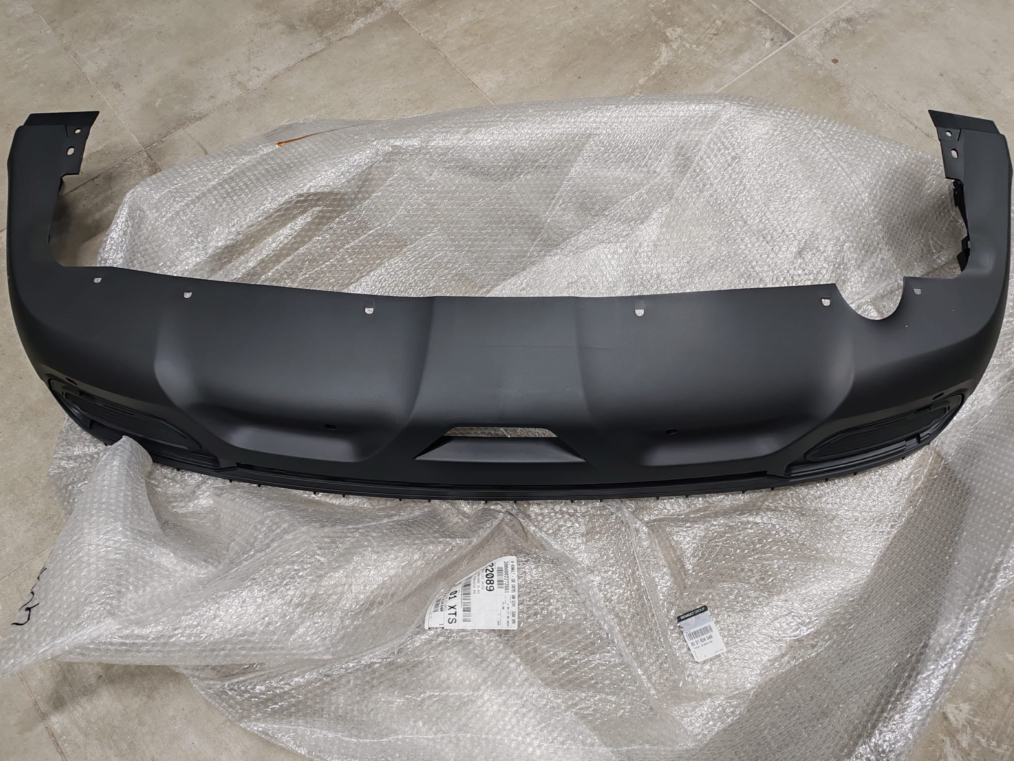 Spoiler paraurti Renault Megane 4: 850185400R