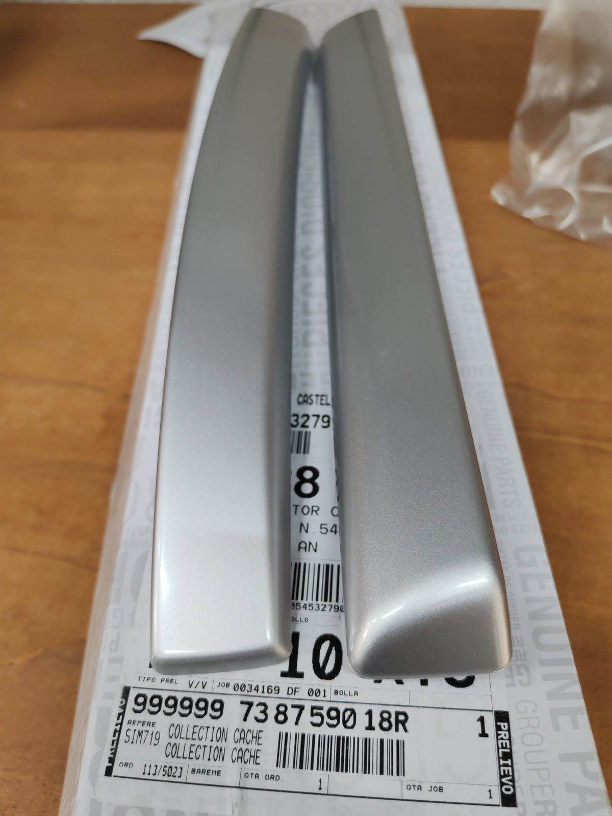 Tappi barre tetto longitudinali sinistro Renault Scenic 3: 738759018R