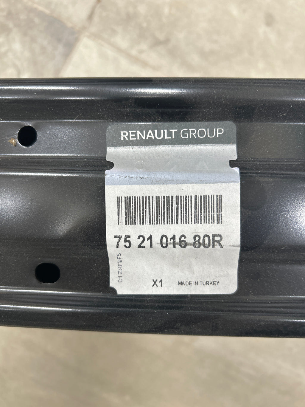 Traversa inferiore Renault Clio 5: 752101680R