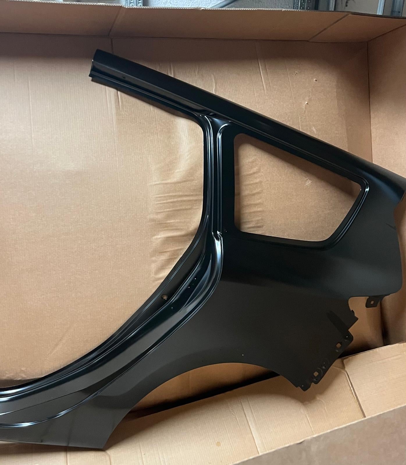781010995R - parafango posteriore sinistro, Renault gran Scenic 