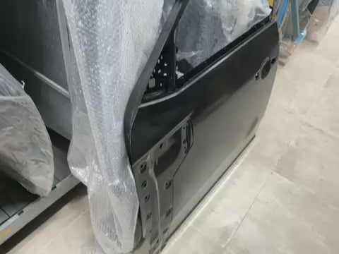 porta anteriore sinistra Dacia Duster 3 originale - 801017873R